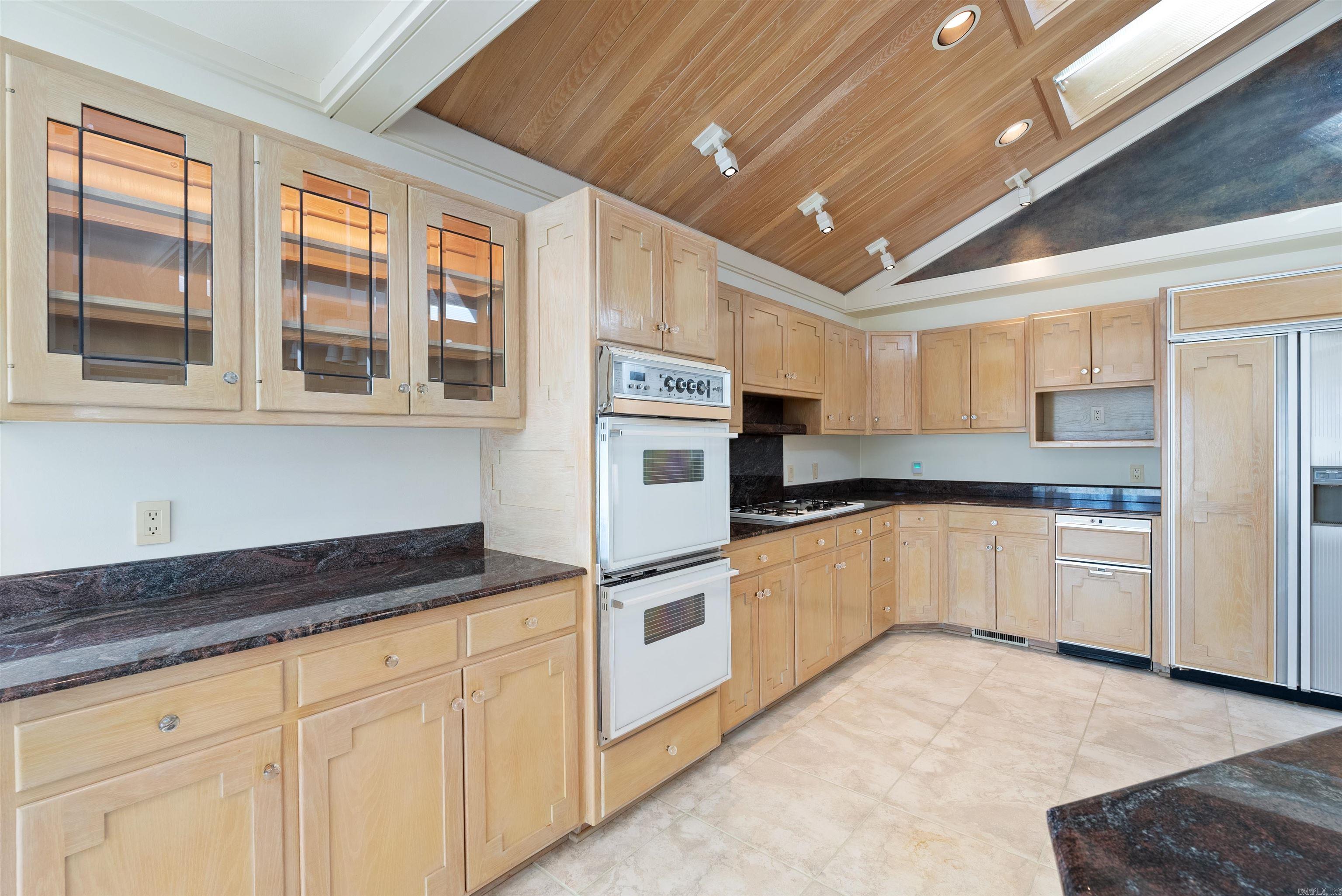 PLEASANT VALLEY - Residential
