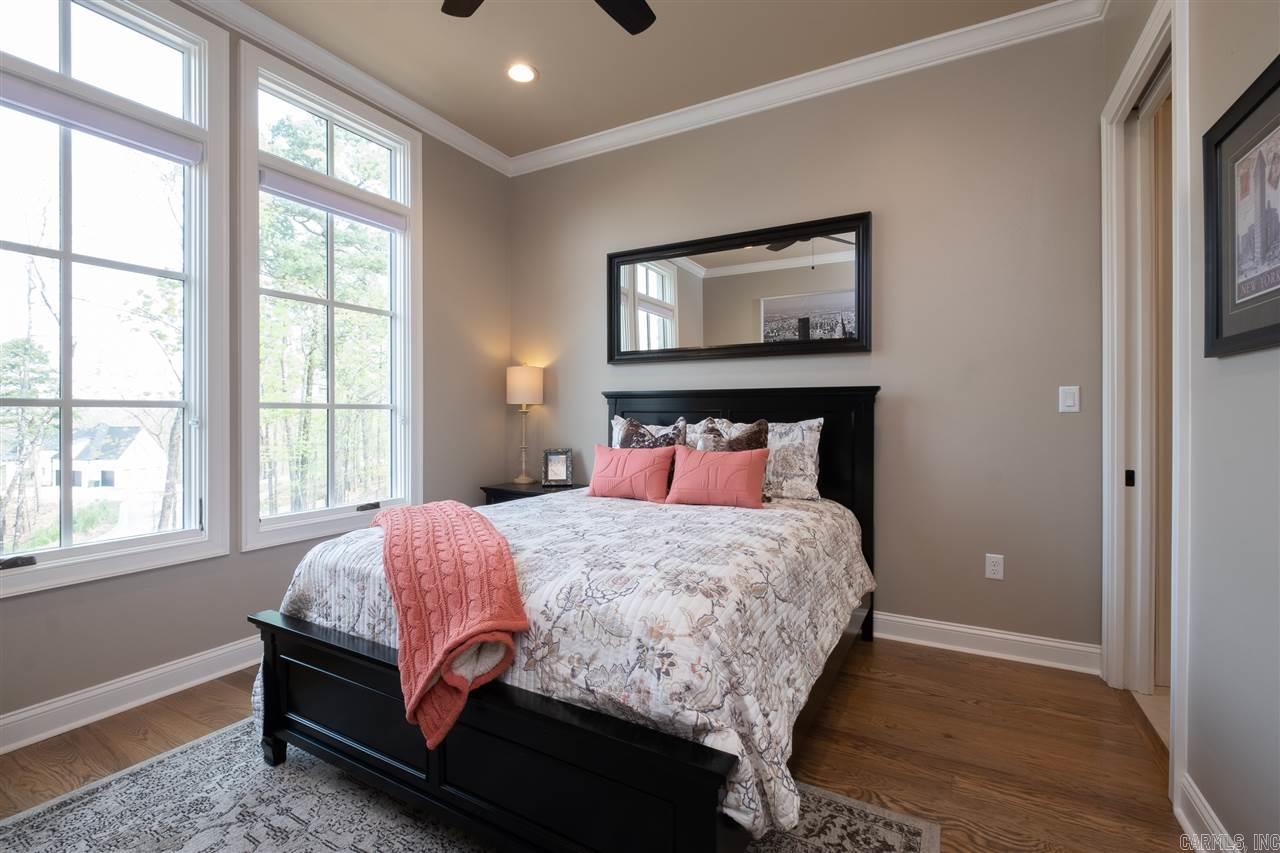 WOODLANDS EDGE - Residential