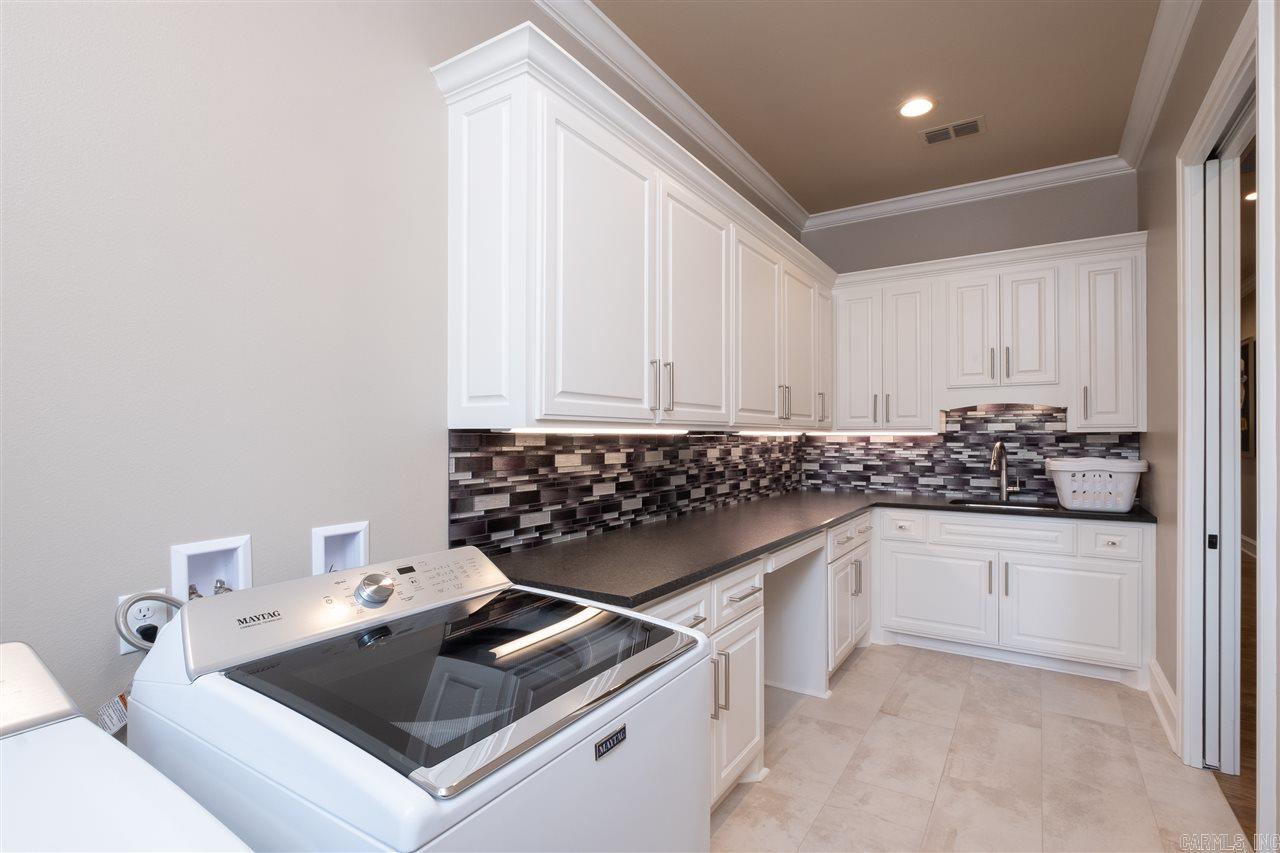 WOODLANDS EDGE - Residential