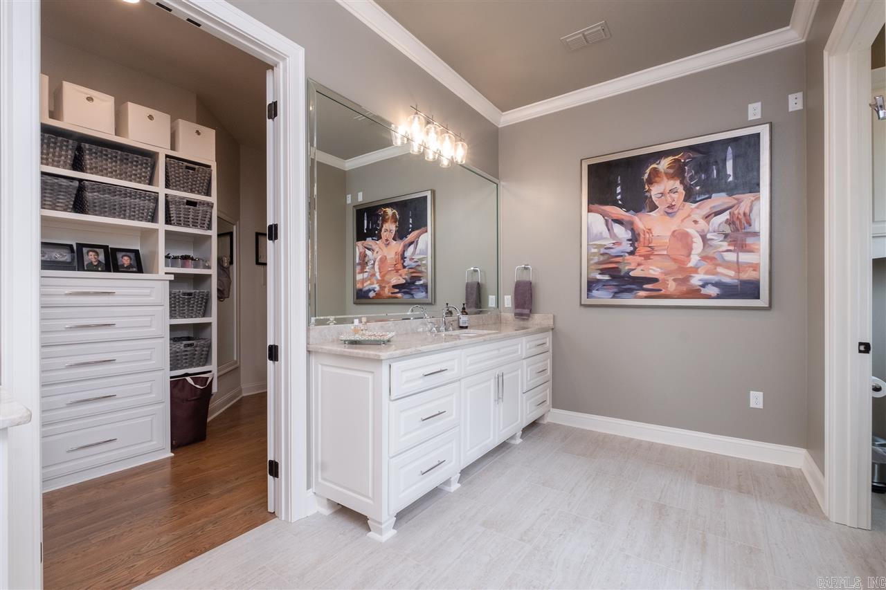 WOODLANDS EDGE - Residential