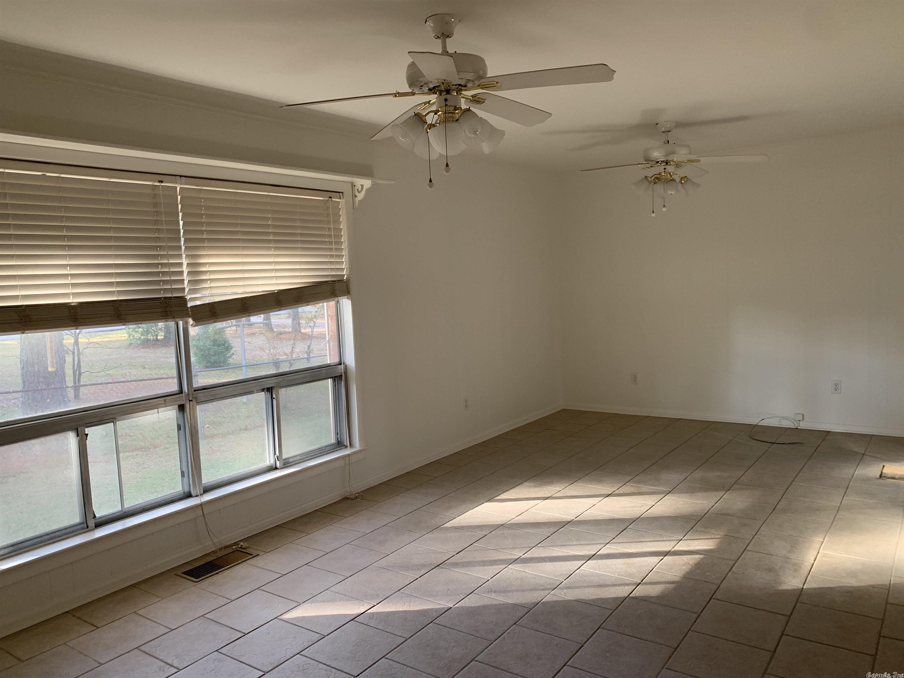 MARY JANE JOHNSON ADDN - Residential