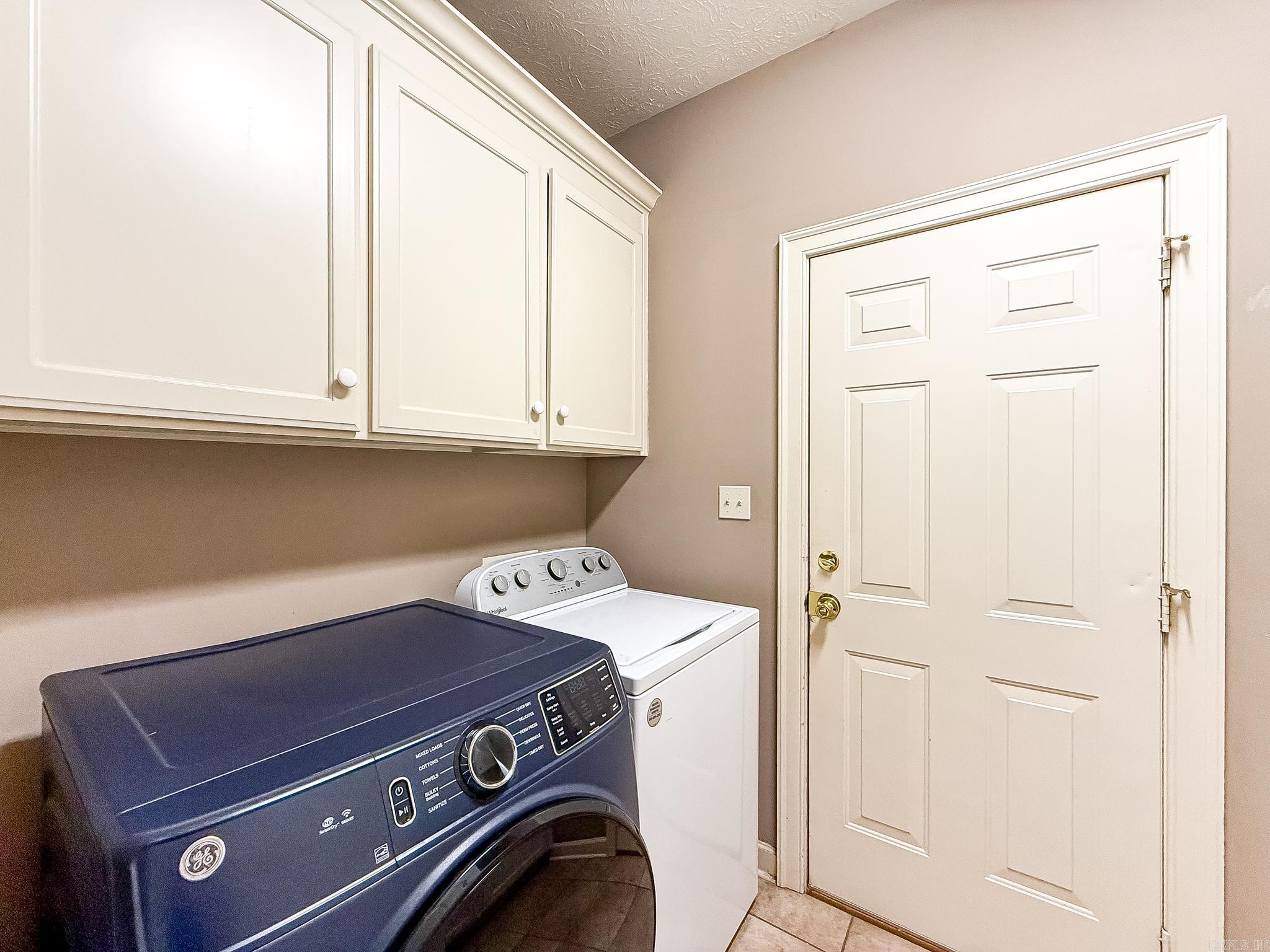 SOUTH WIND - Residential