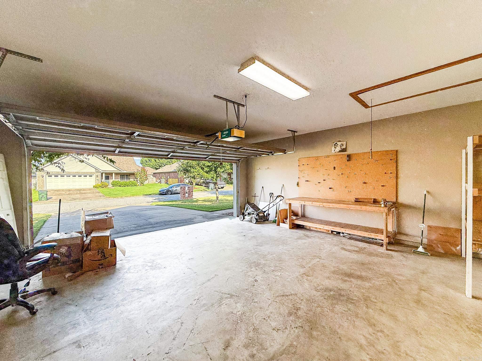 SOUTH WIND - Residential