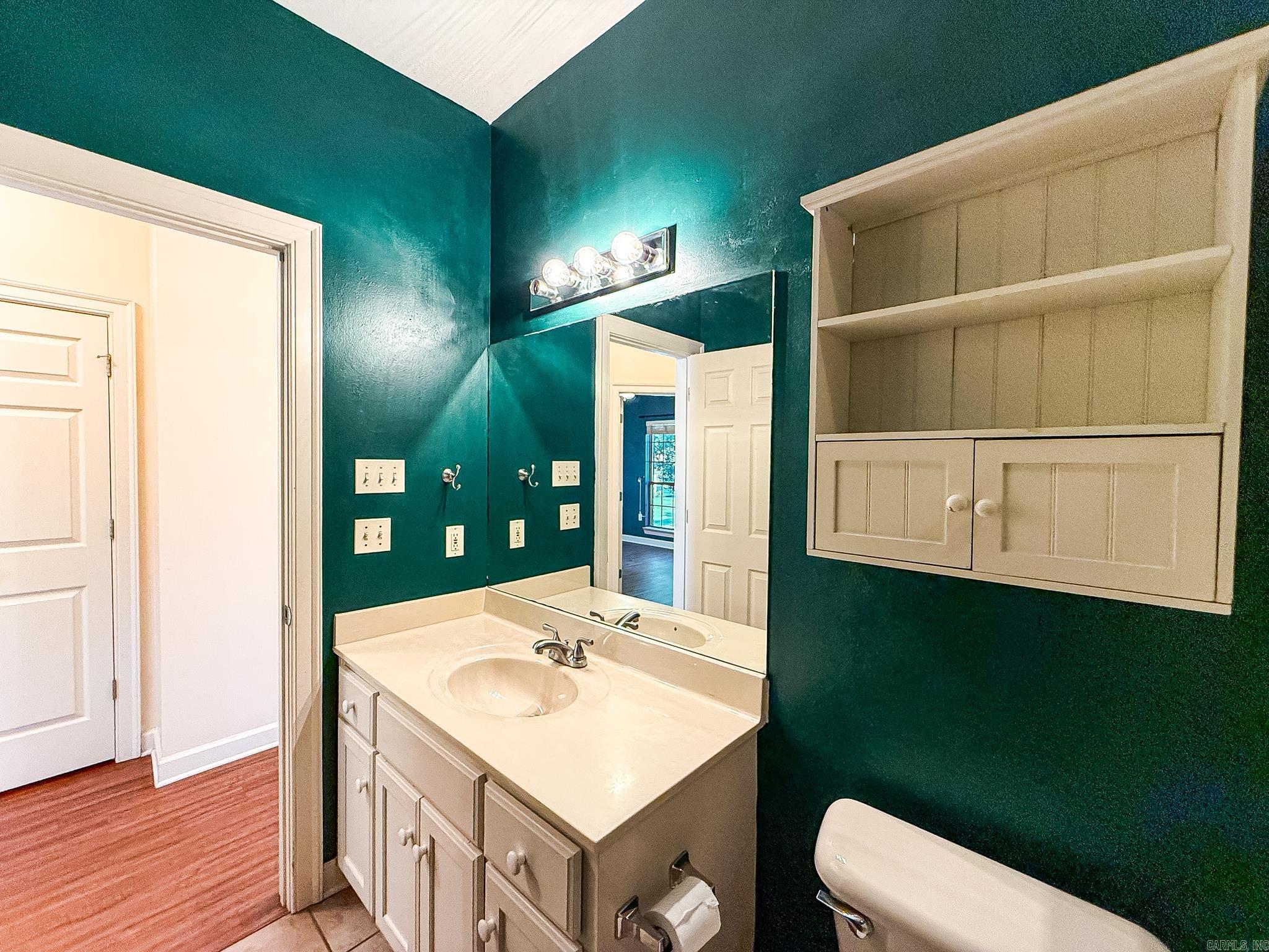 SOUTH WIND - Residential