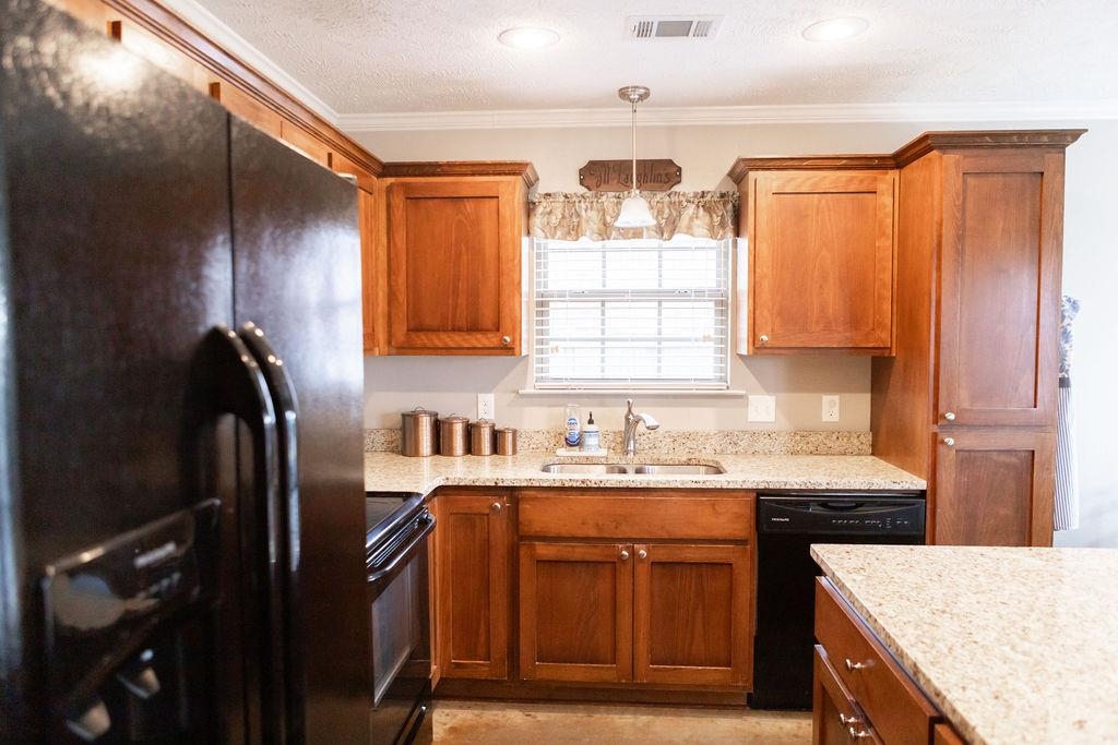 SAGEBRUSH COVE - Residential