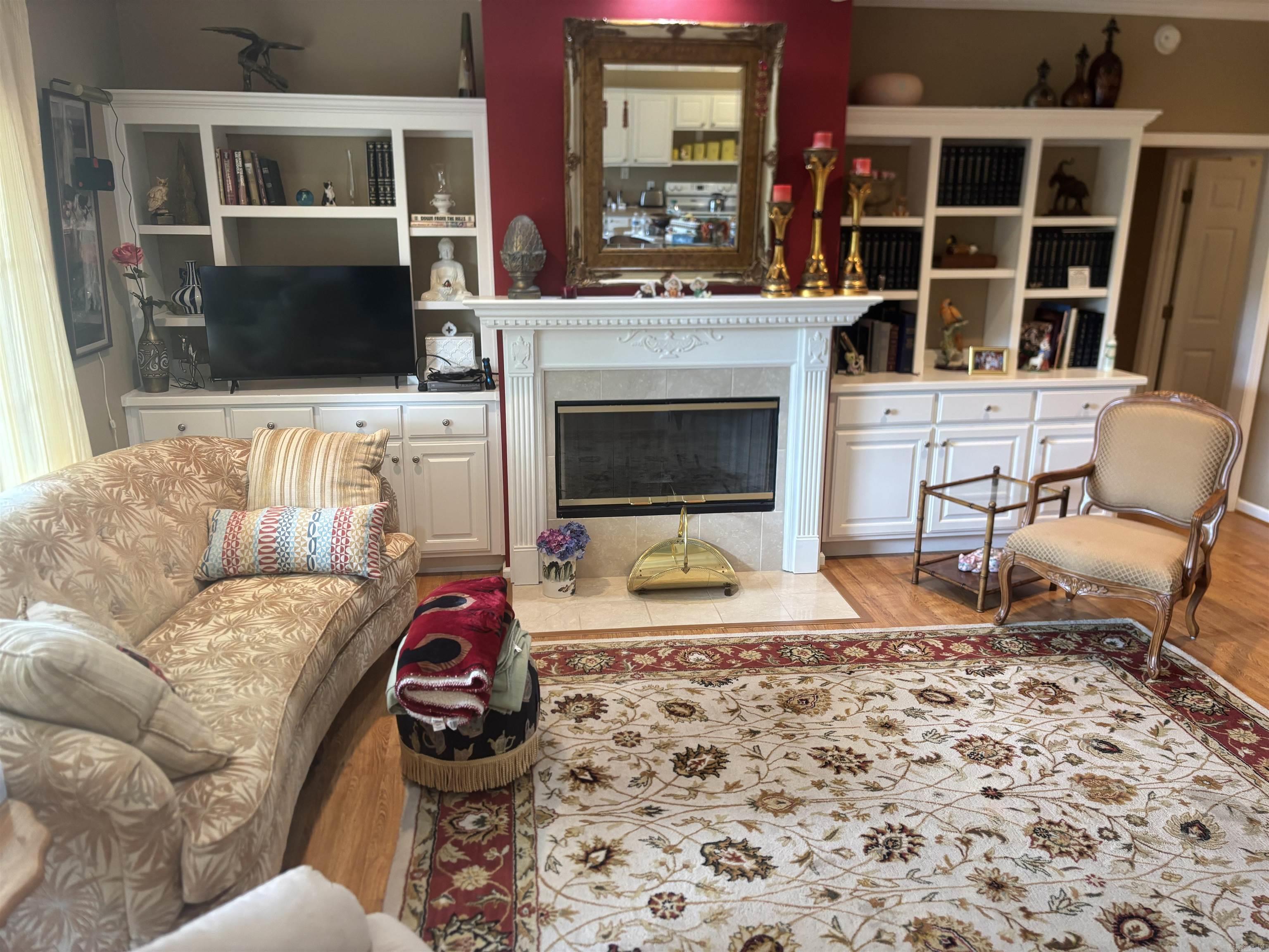 SHIRLEY ORIGINAL - Residential