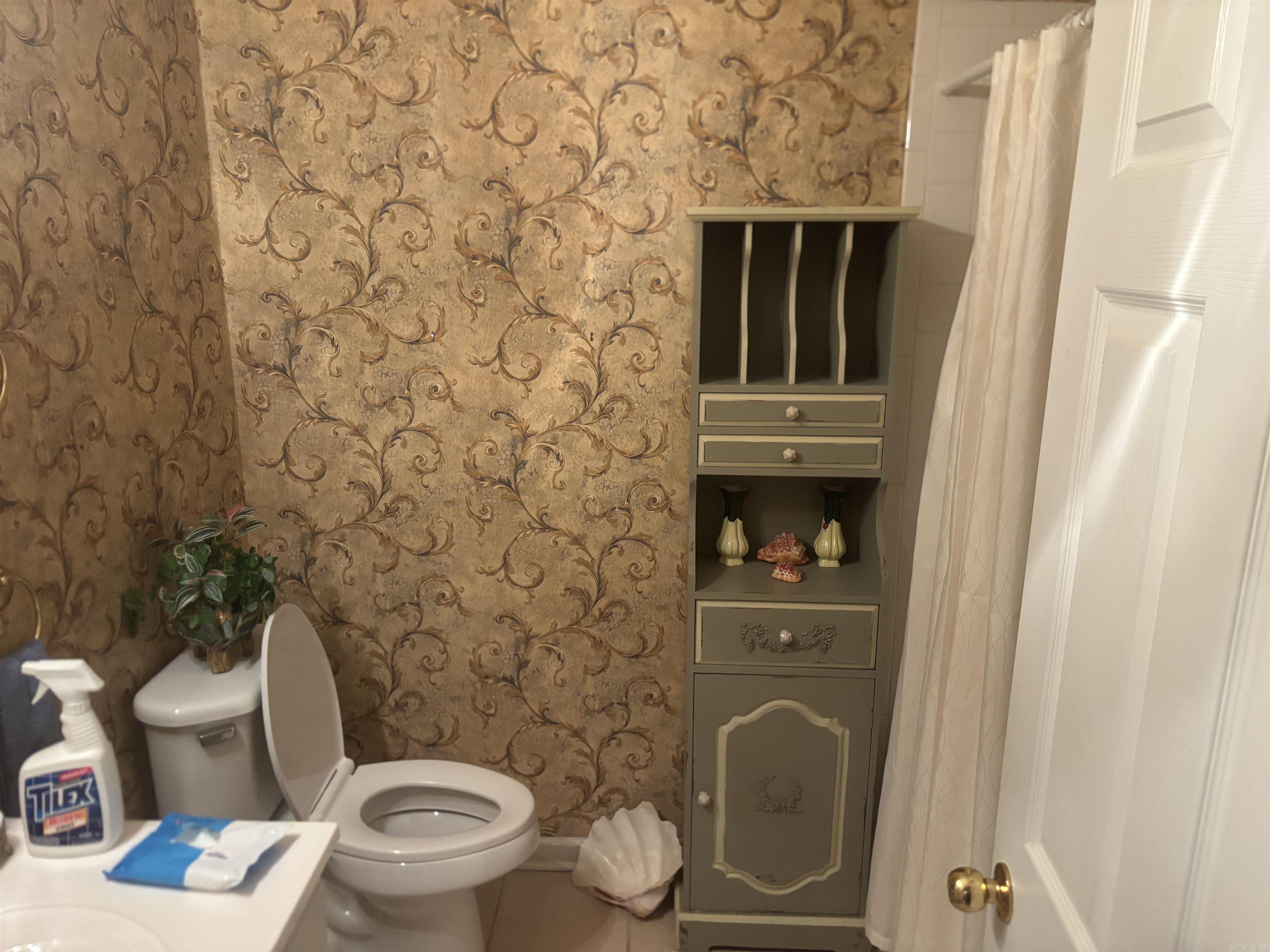 SHIRLEY ORIGINAL - Residential