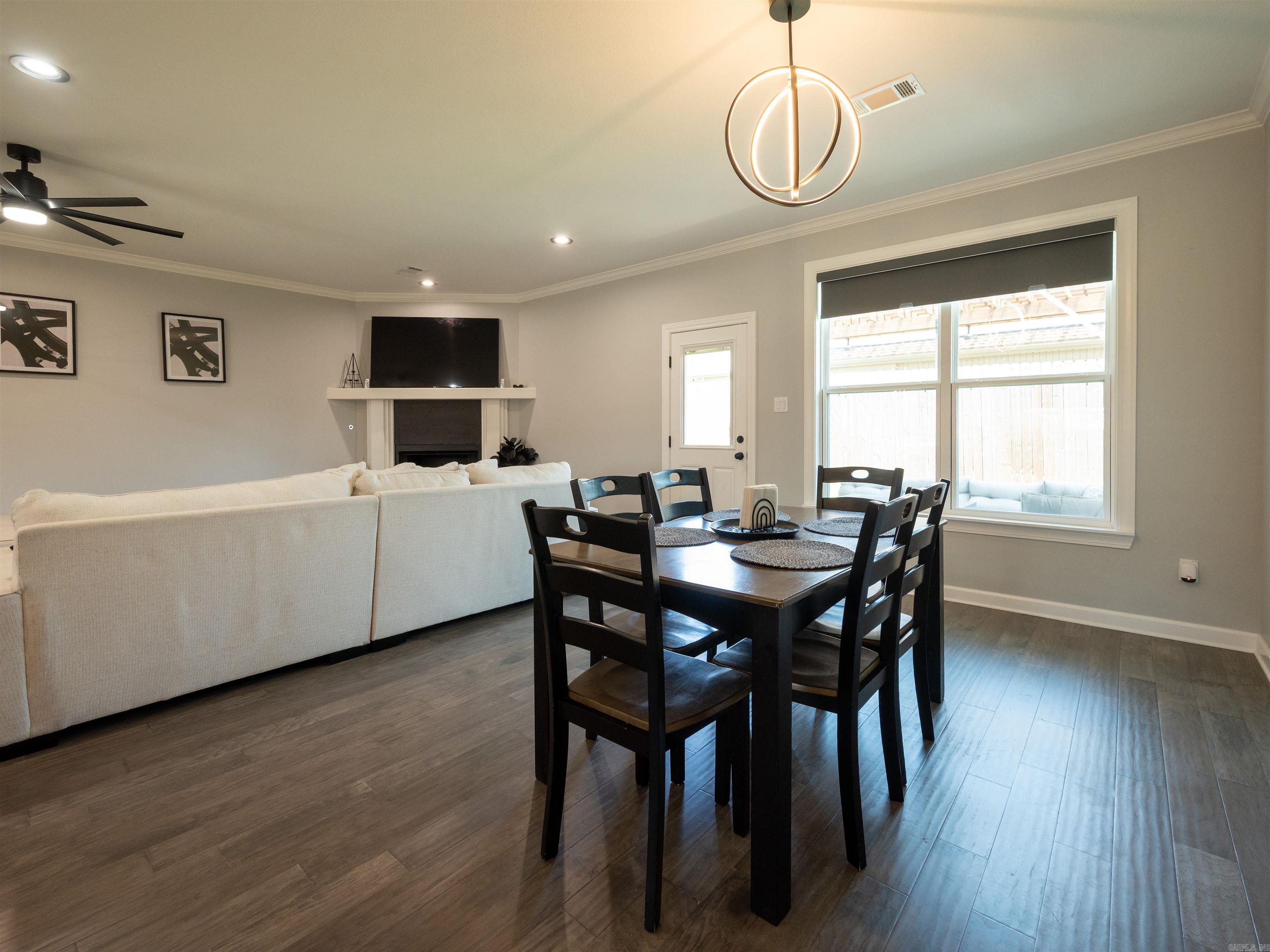 STONEYBROOK - Residential