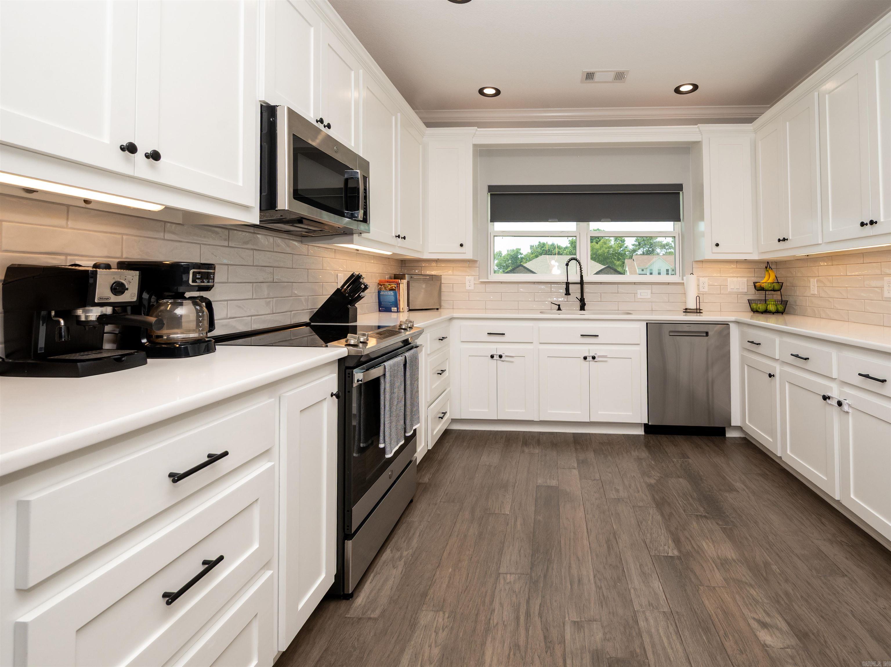 STONEYBROOK - Residential