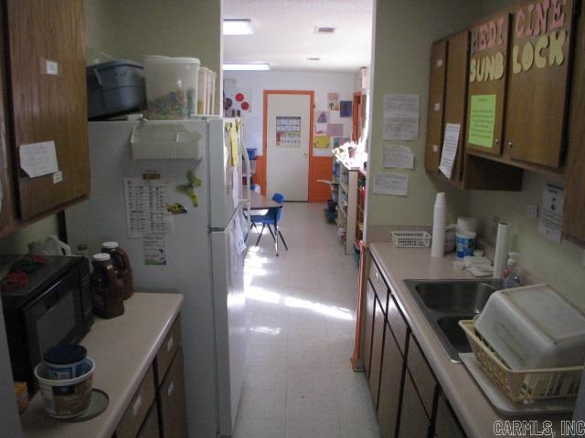 Cabot City Area - Commercial Sale