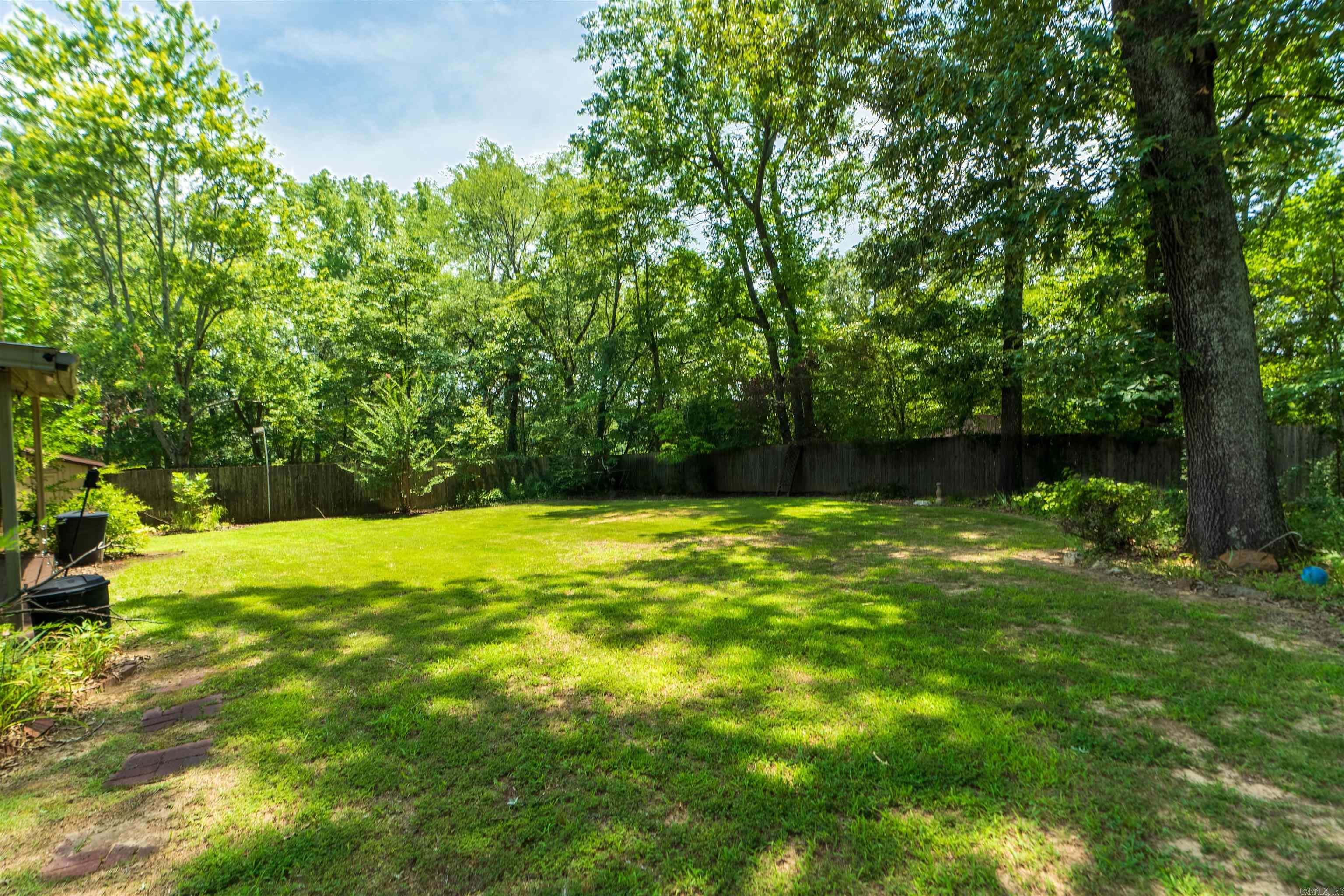 BRIARWOOD - Residential