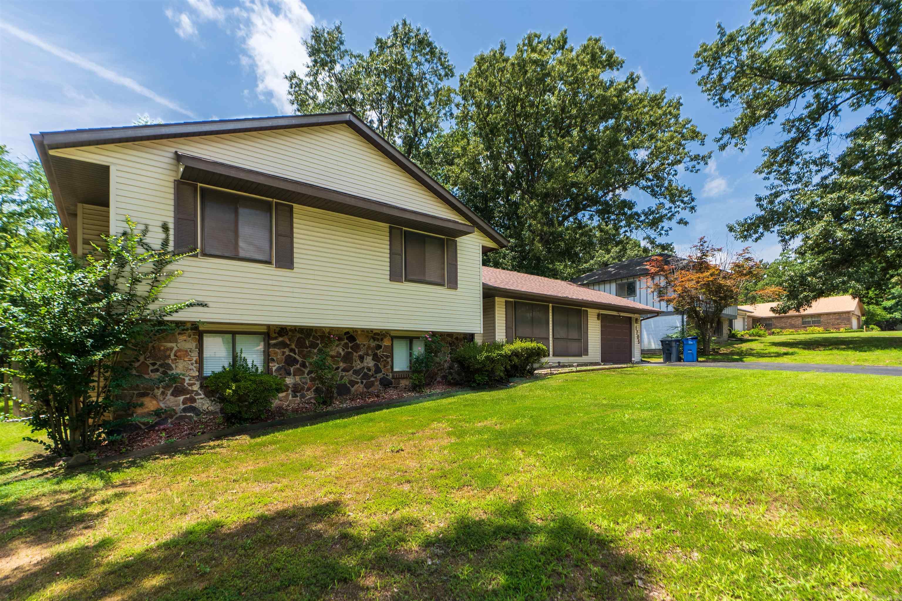 BRIARWOOD - Residential