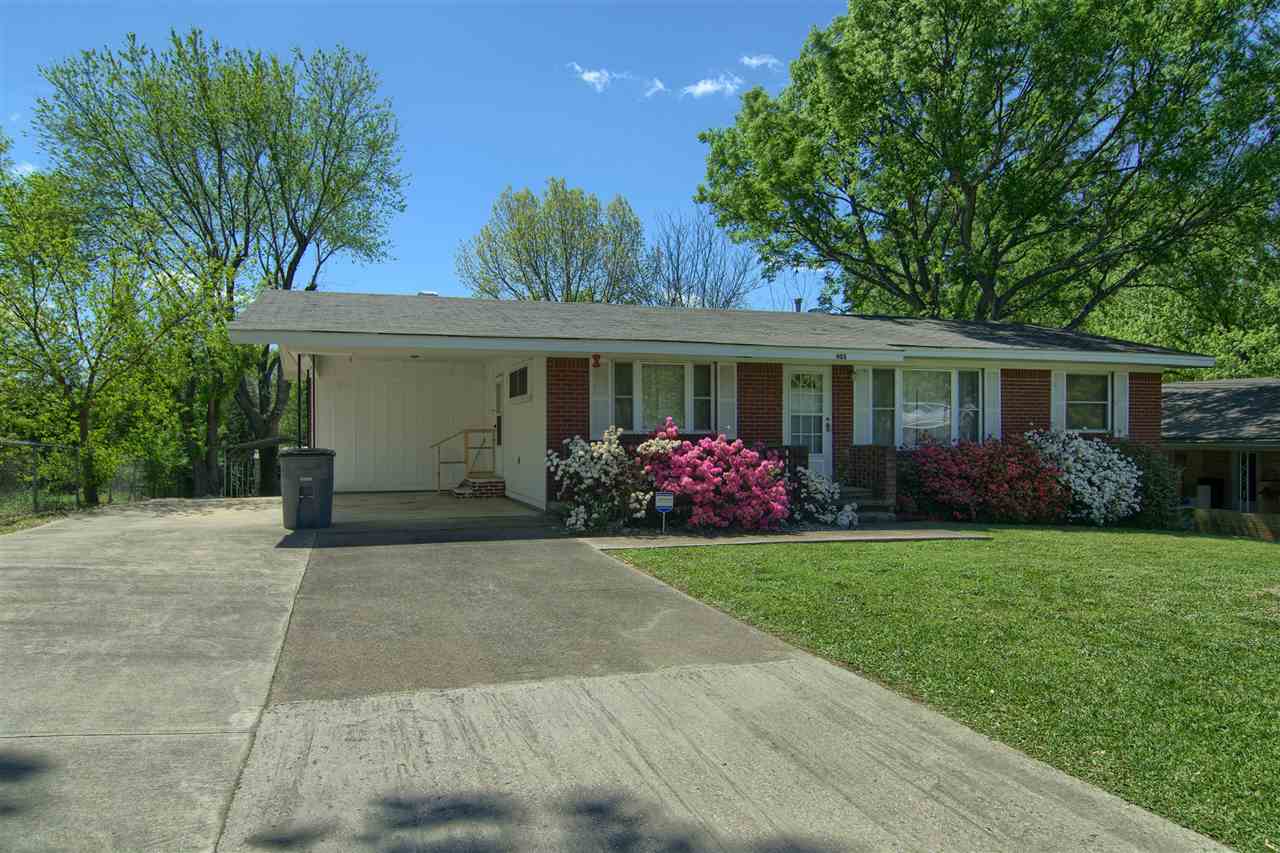 3BR/2BA, very convenient location in the city. Just minutes away from shopping, hospitals, schools, and downtown. The home is VERY close to Oaklawn Racing and Gaming. If you're looking to move, buy an investment property or flip a home. You need to check this one out. Wood floors in main areas, the master br/ba/closet addition in 2000. A storage shed out back and an EXTRA carport to store a boat or other vehicles..etc. Please register with our office to show and get alarm code.