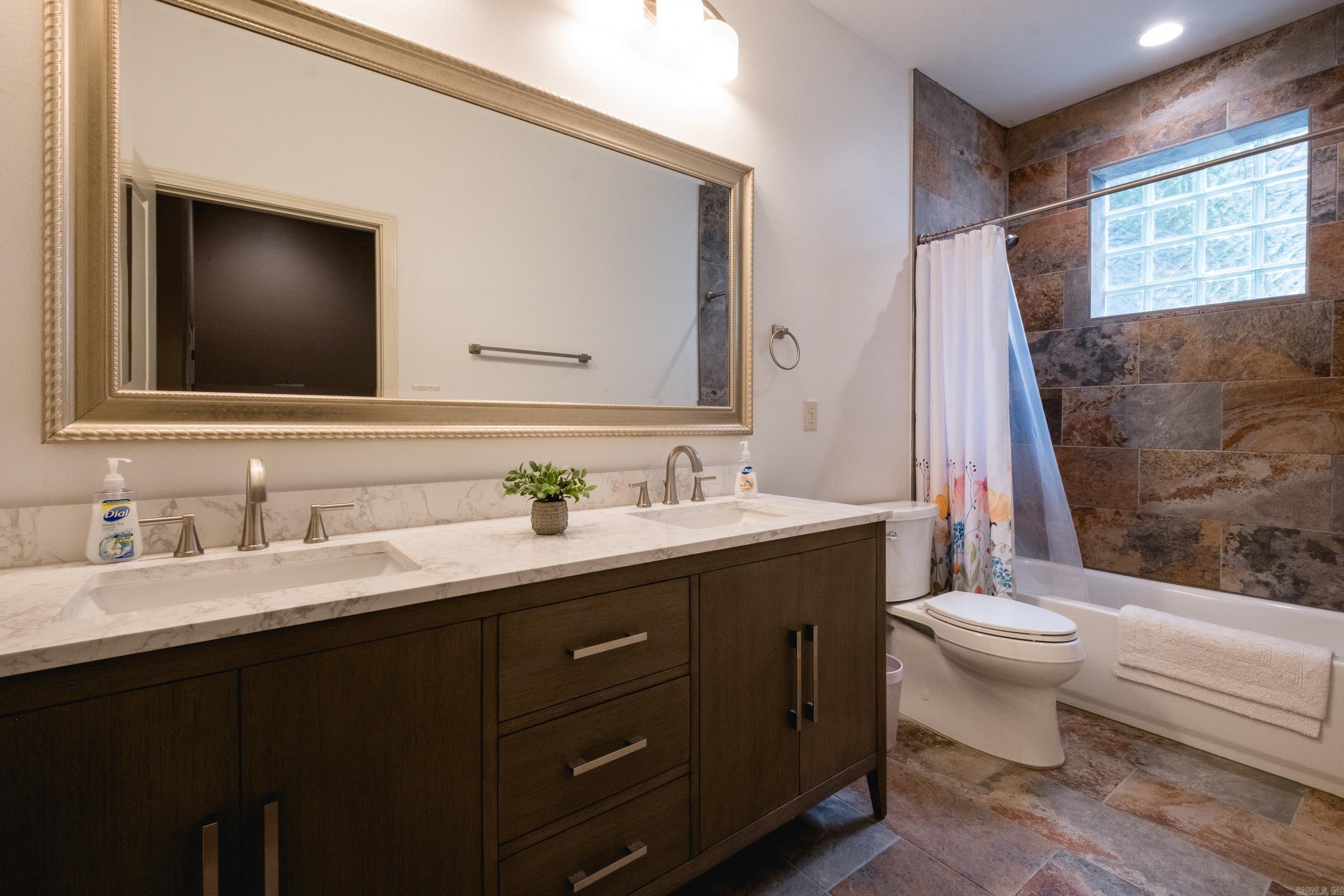 NORTH ARGENTA - Residential