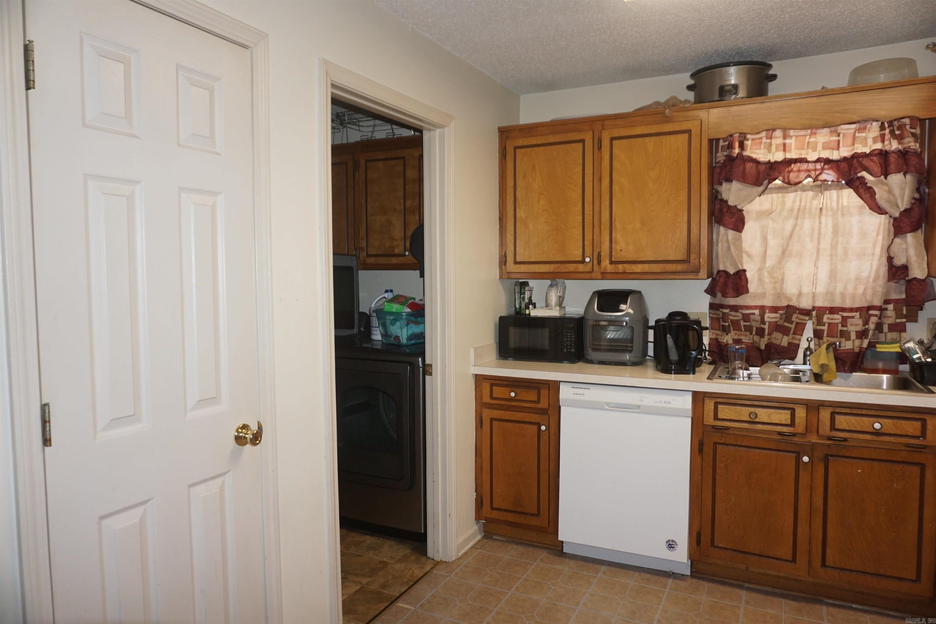 HARTWELL PLACE - Residential