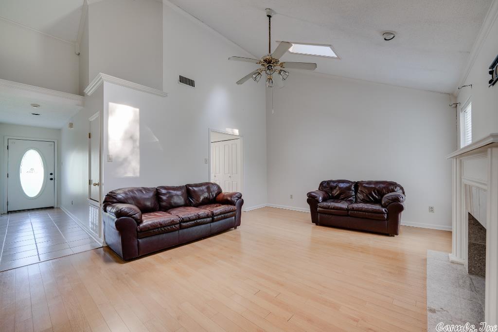 PINEDALE COVE - Residential