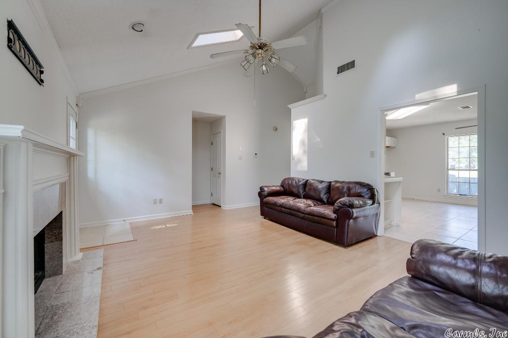 PINEDALE COVE - Residential