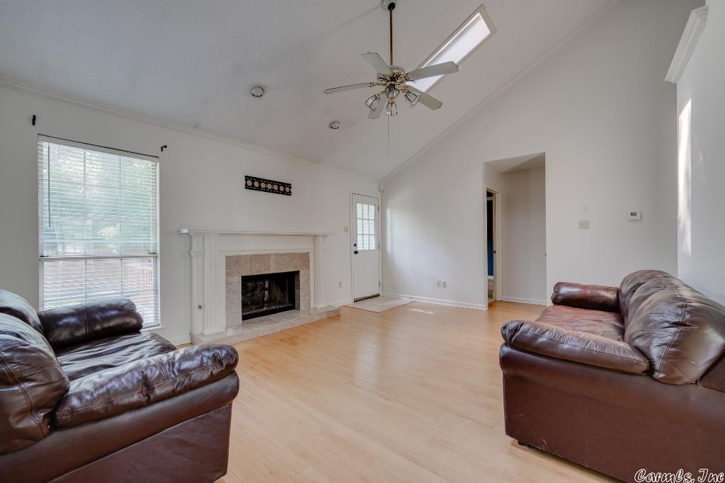 PINEDALE COVE - Residential