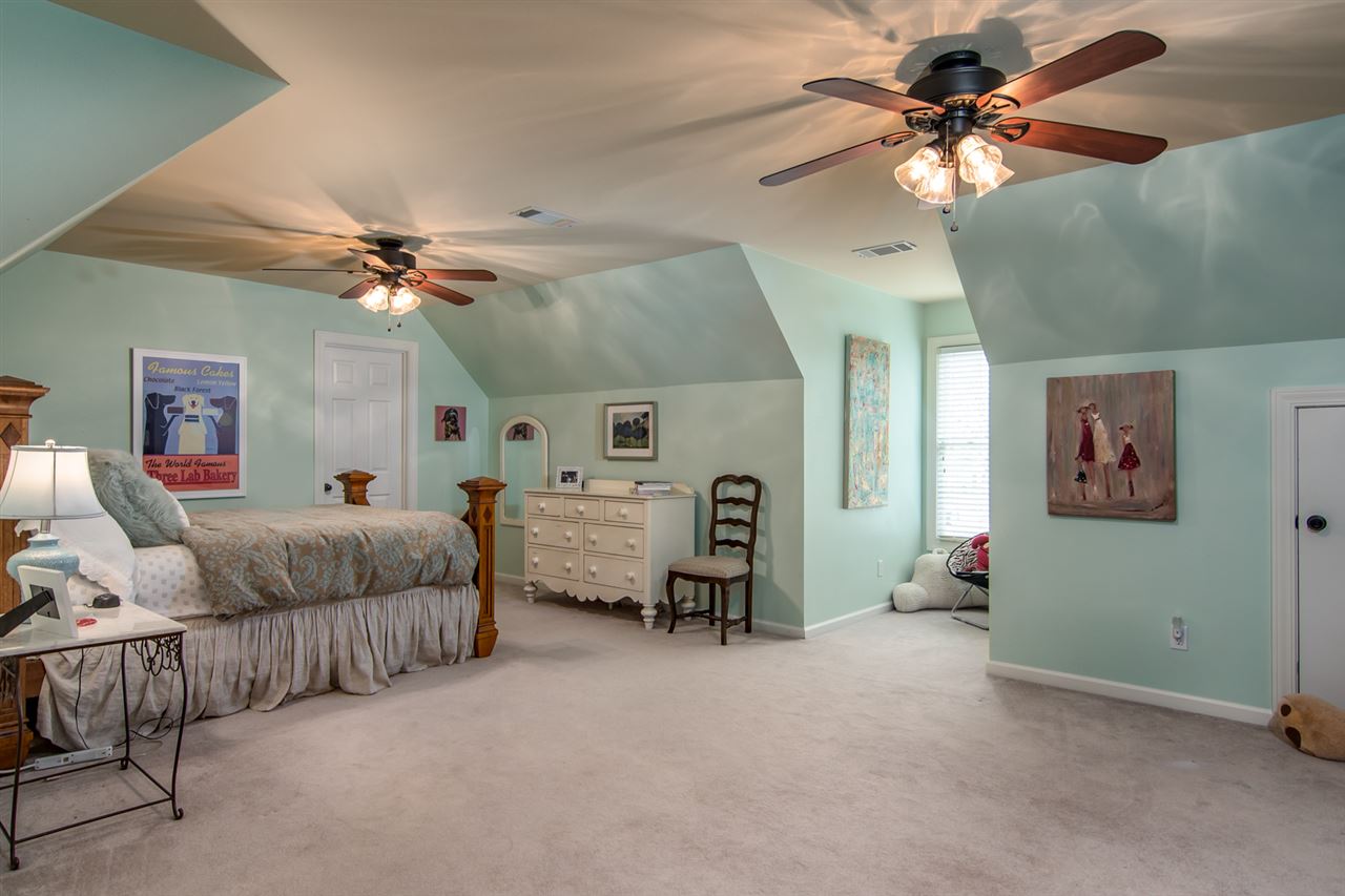 CHENAL VALLEY LAMARCHE PLACE NBH - Residential