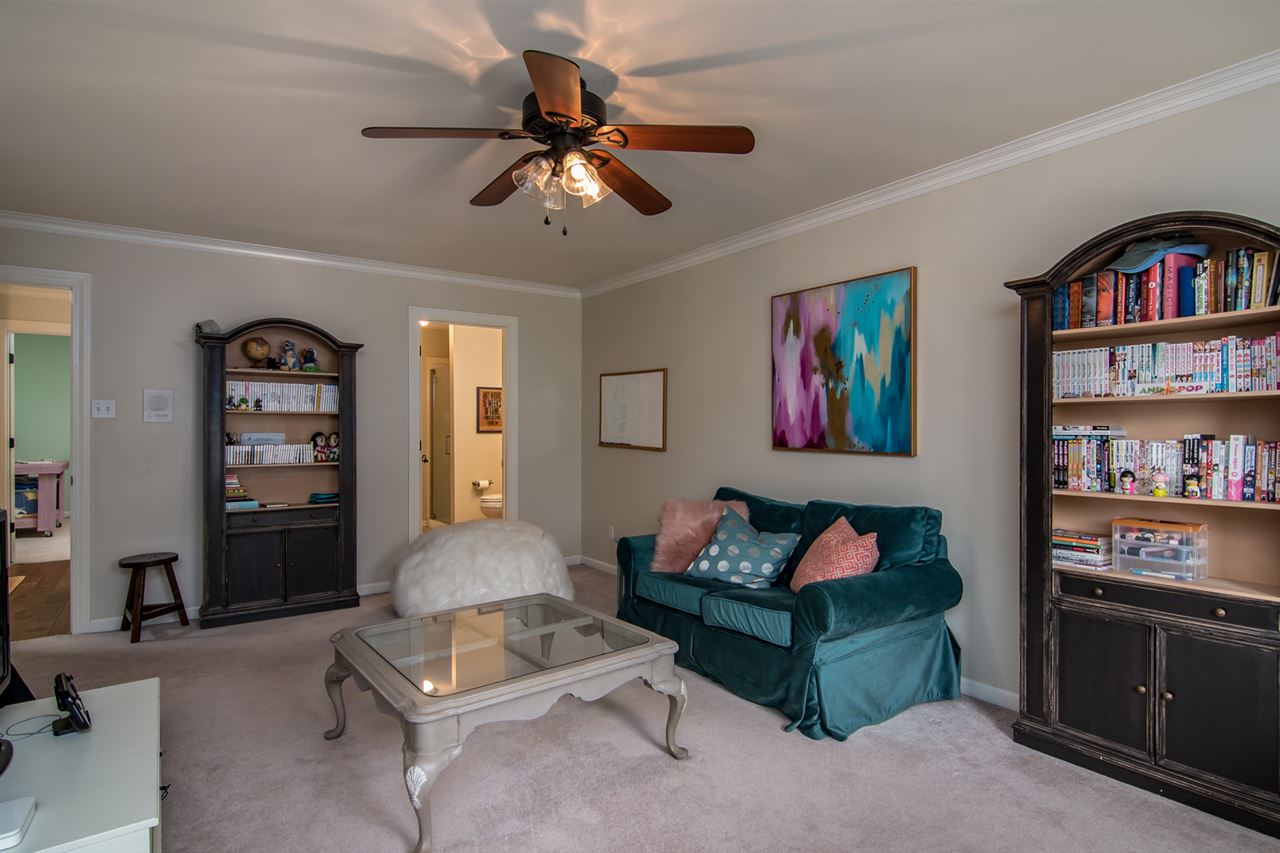 CHENAL VALLEY LAMARCHE PLACE NBH - Residential