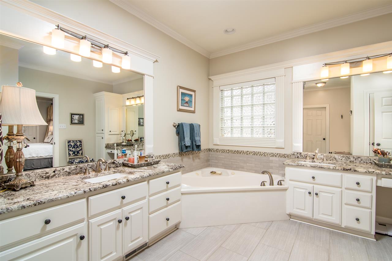 CHENAL VALLEY LAMARCHE PLACE NBH - Residential