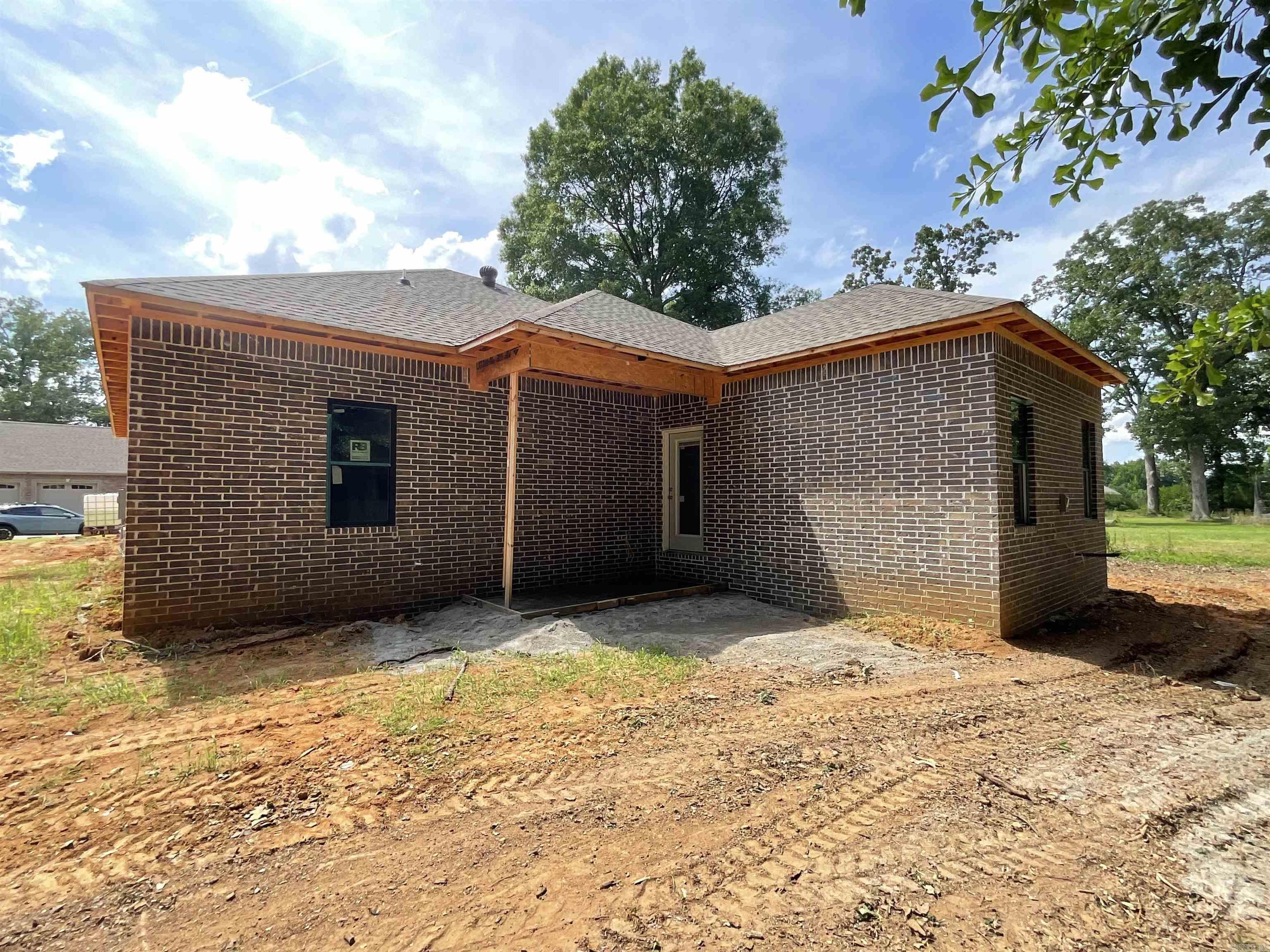 MCGEE MEADOWS - Residential