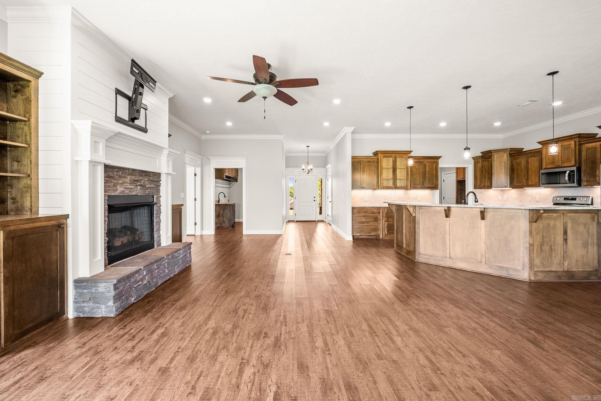 GREYSTONE - Residential