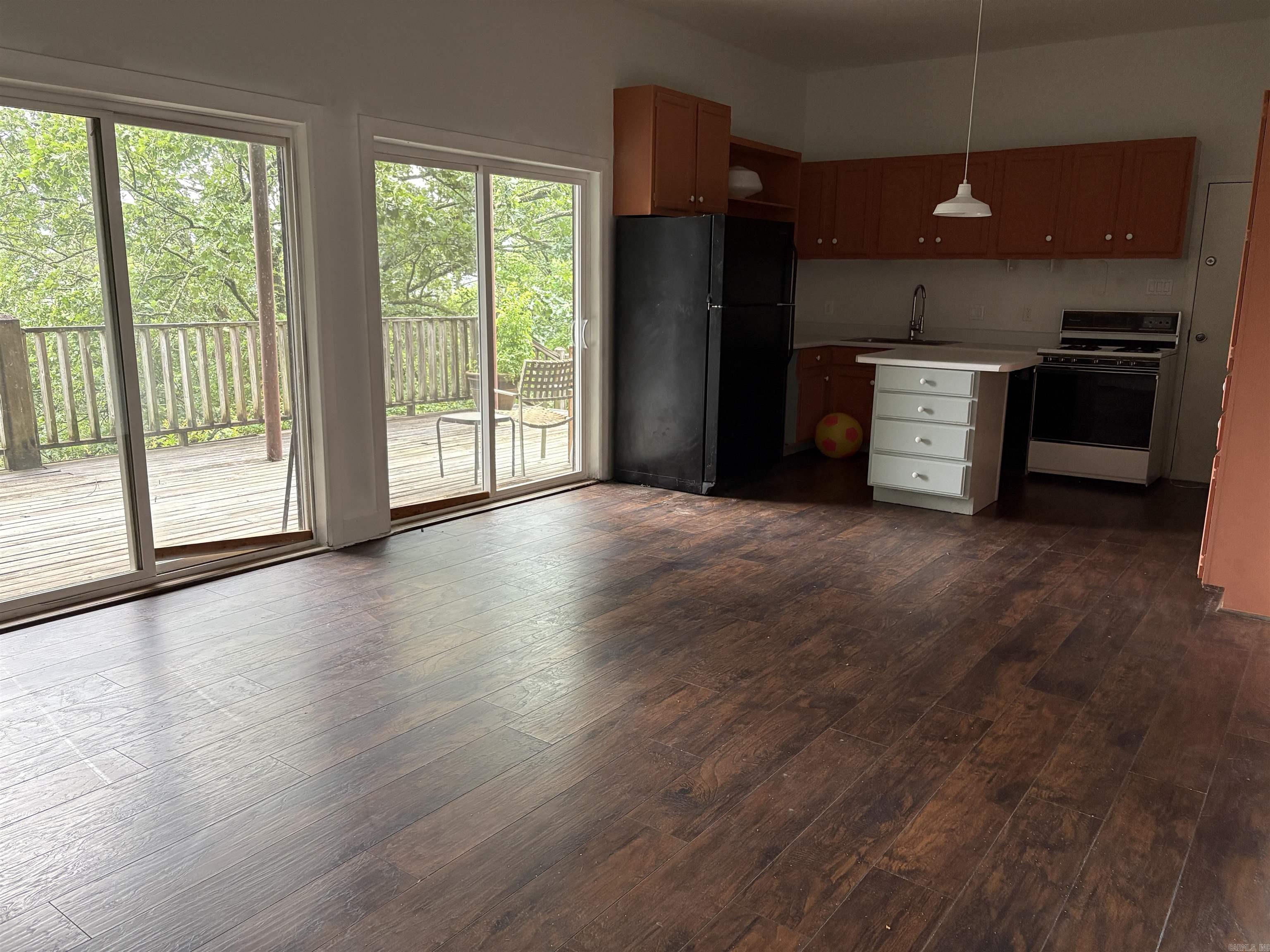 SOUTHWIND ANNEX - Residential