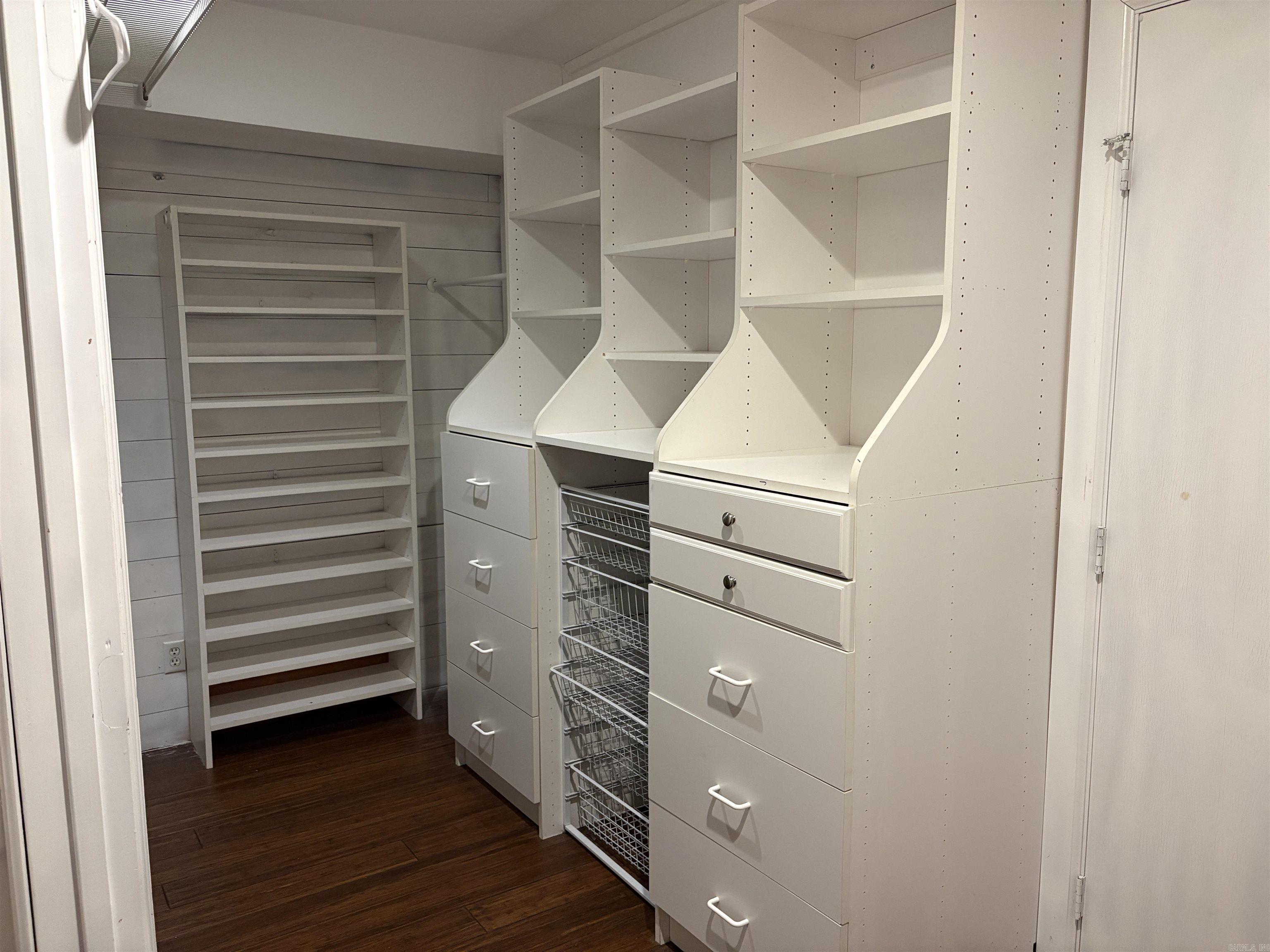 SOUTHWIND ANNEX - Residential
