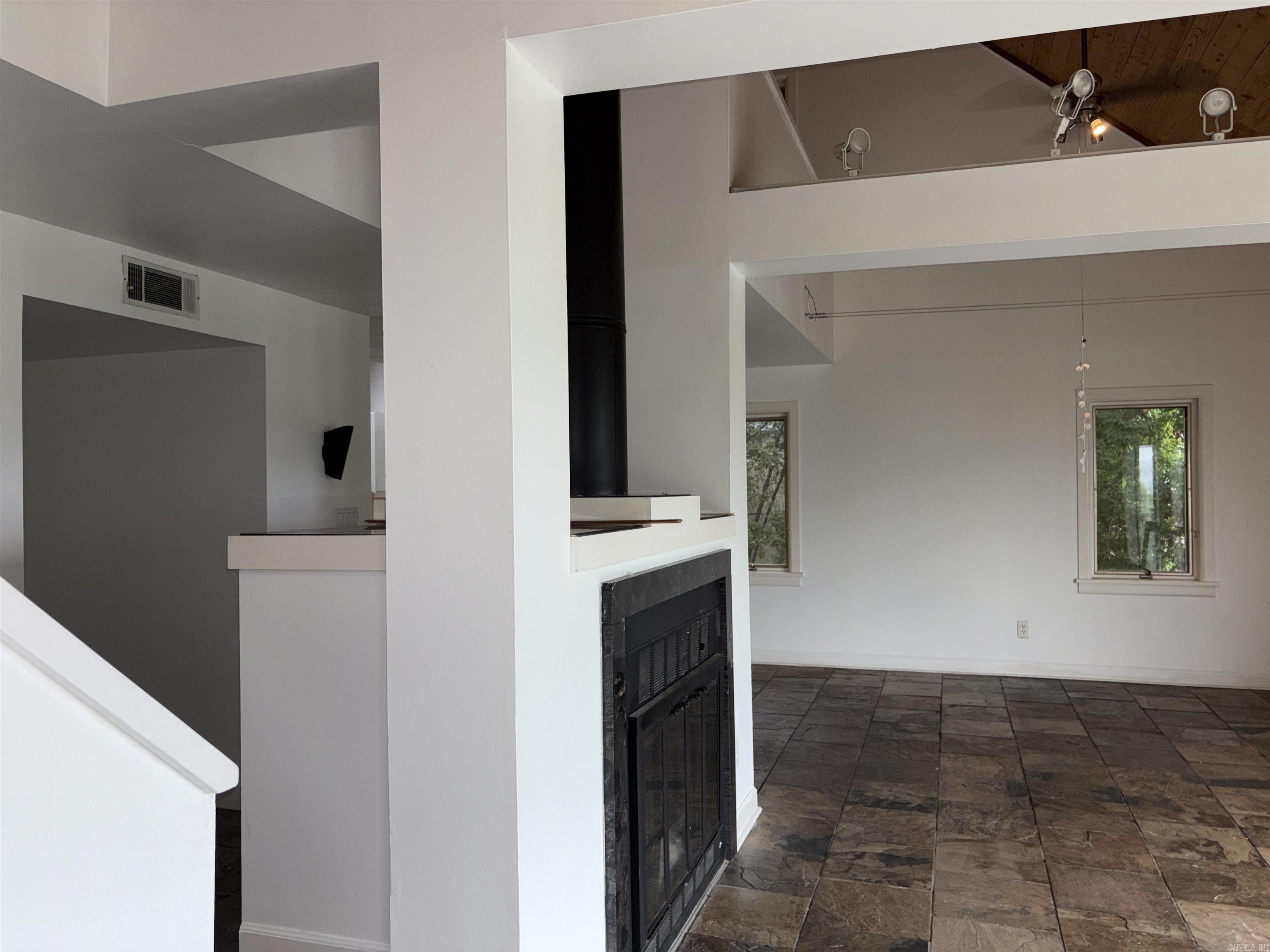 SOUTHWIND ANNEX - Residential