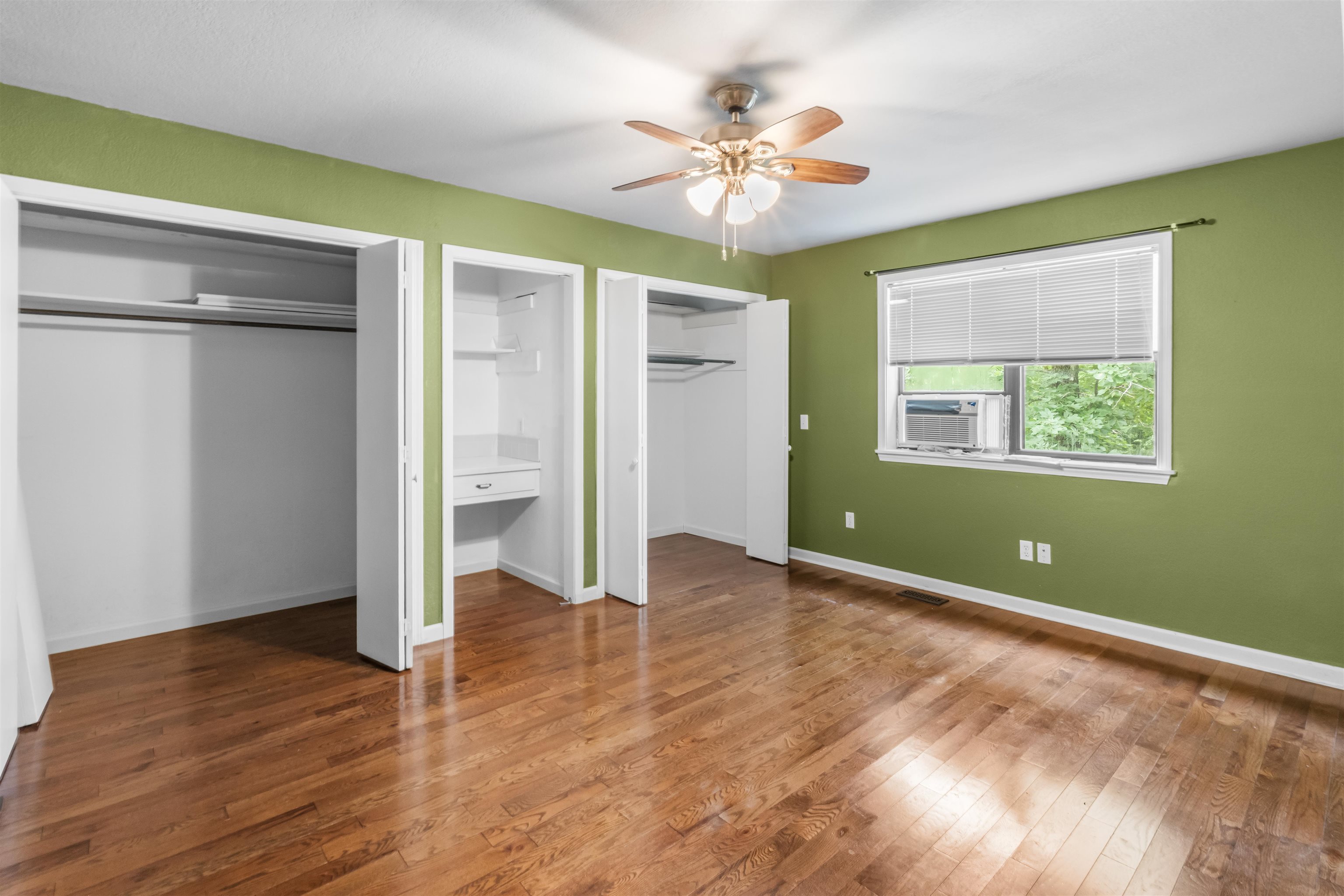 WINDSONG ACRES - Residential
