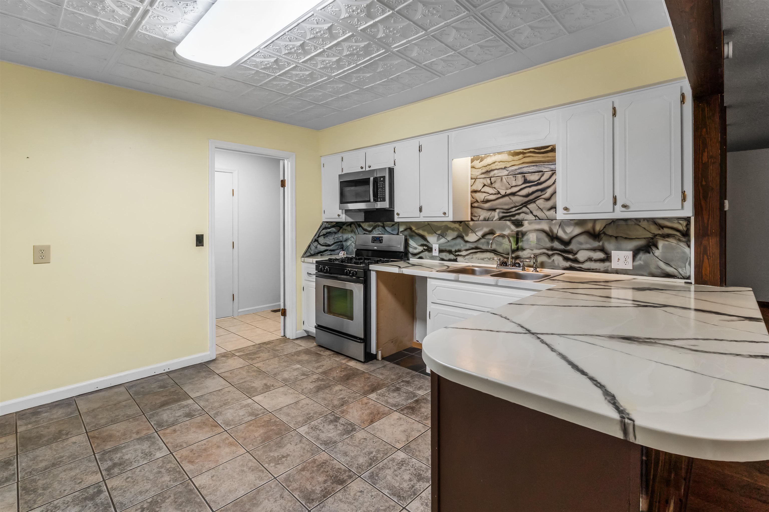 WINDSONG ACRES - Residential