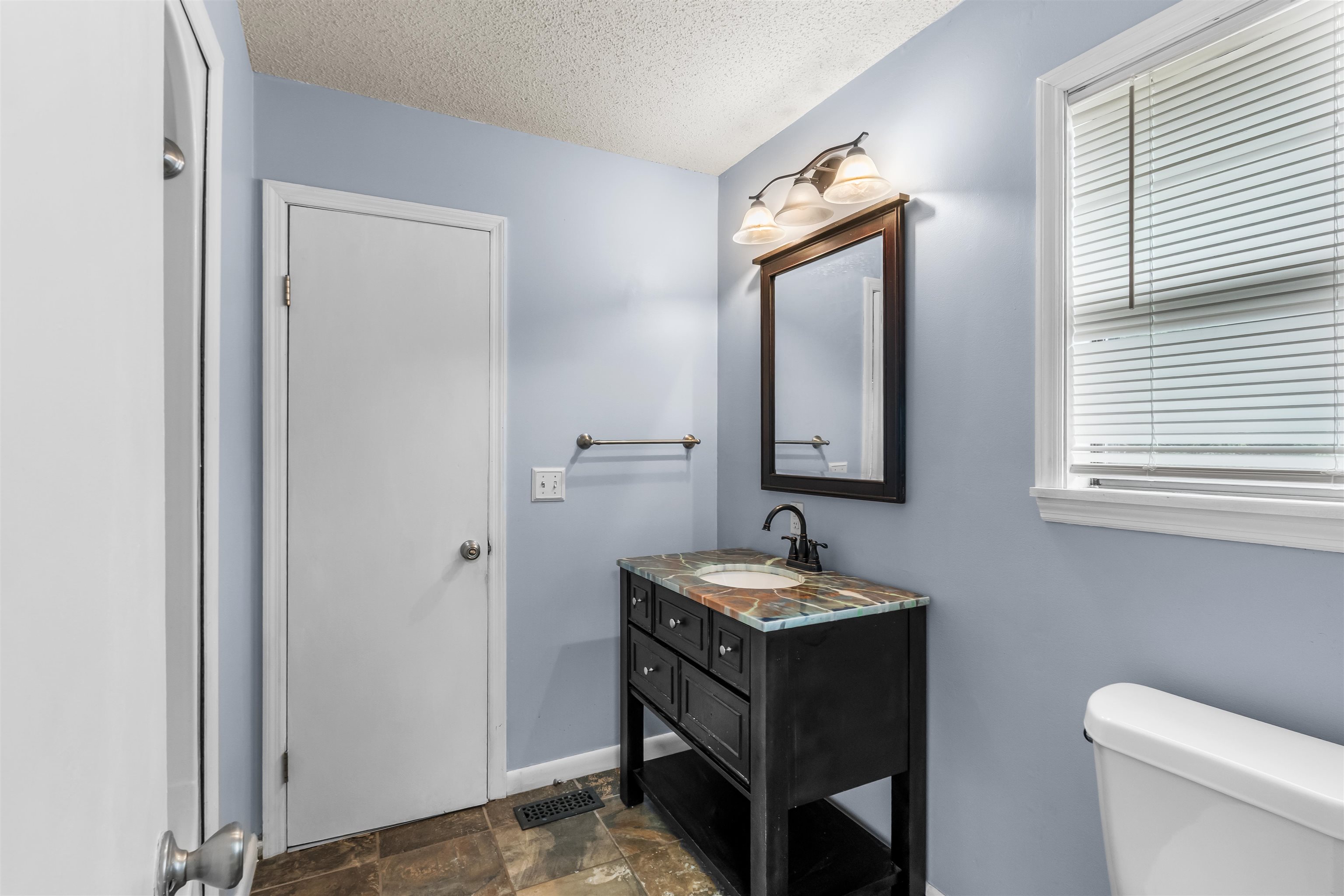 WINDSONG ACRES - Residential
