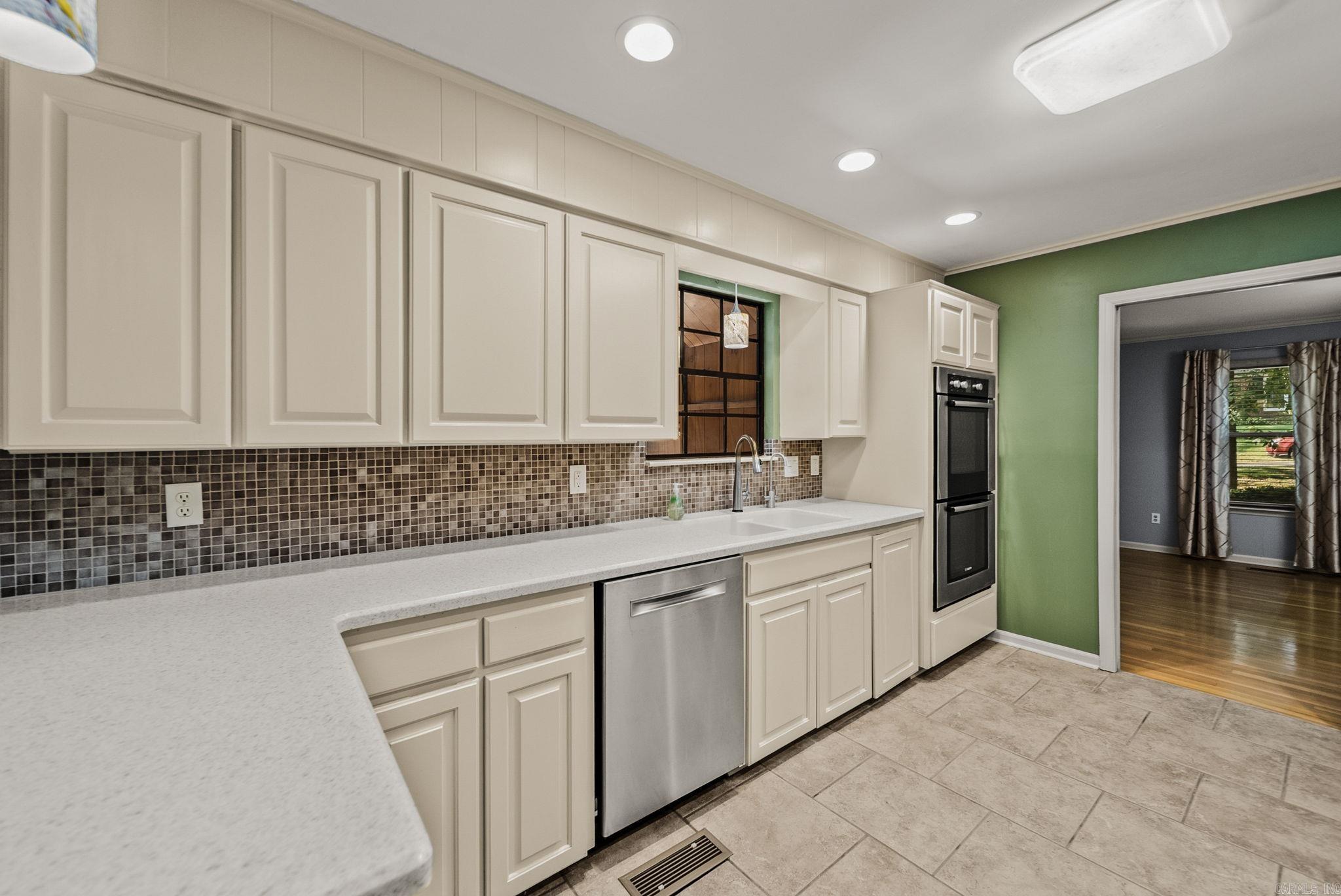 PLEASANT VALLEY - Residential