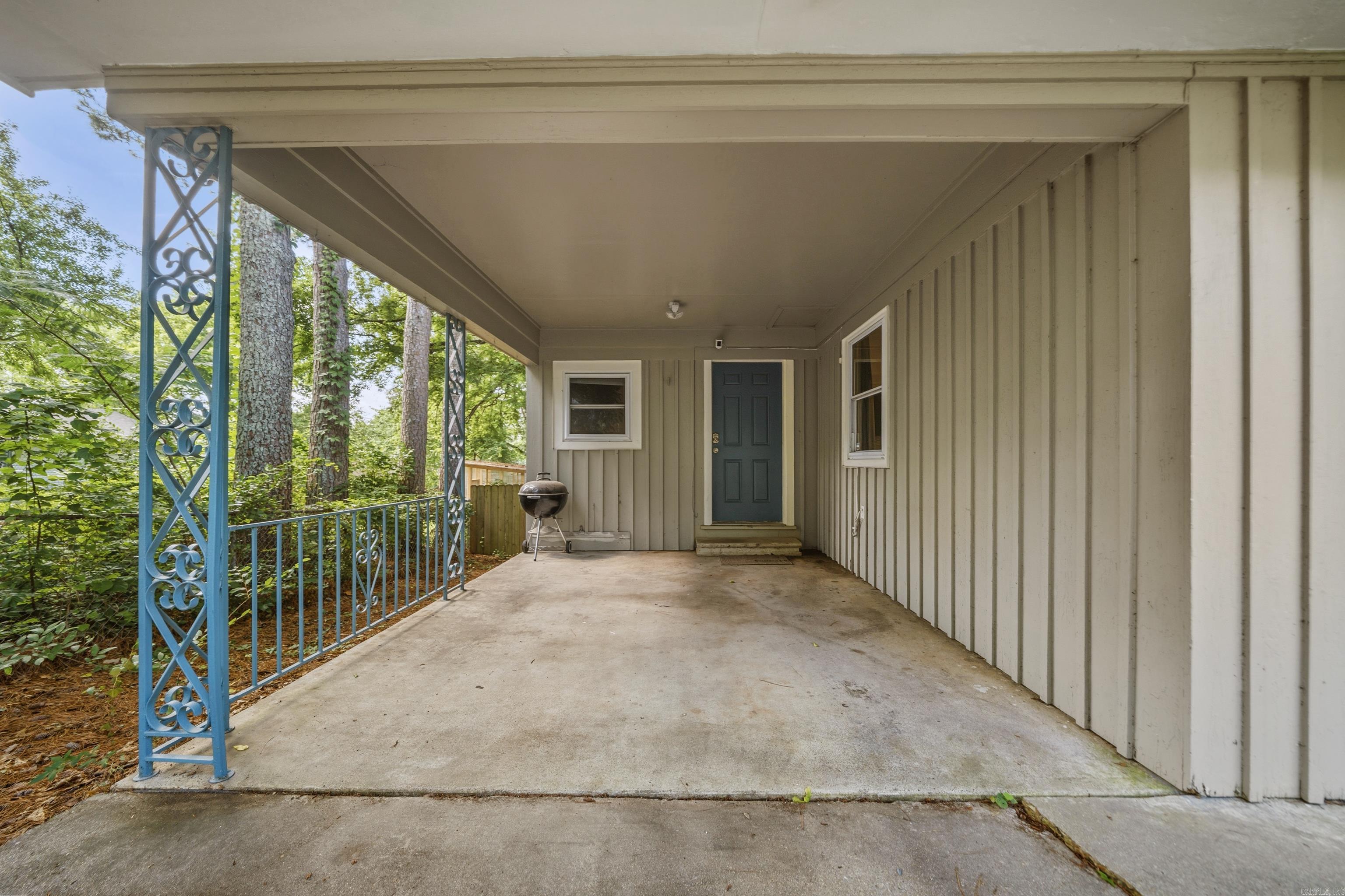 BROWNS - Residential