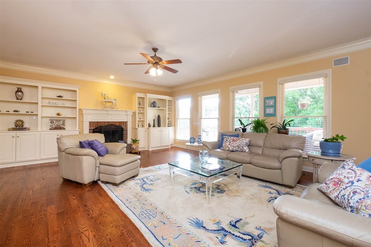 CHENAL VALLEY LAMARCHE PLACE NBH - Residential