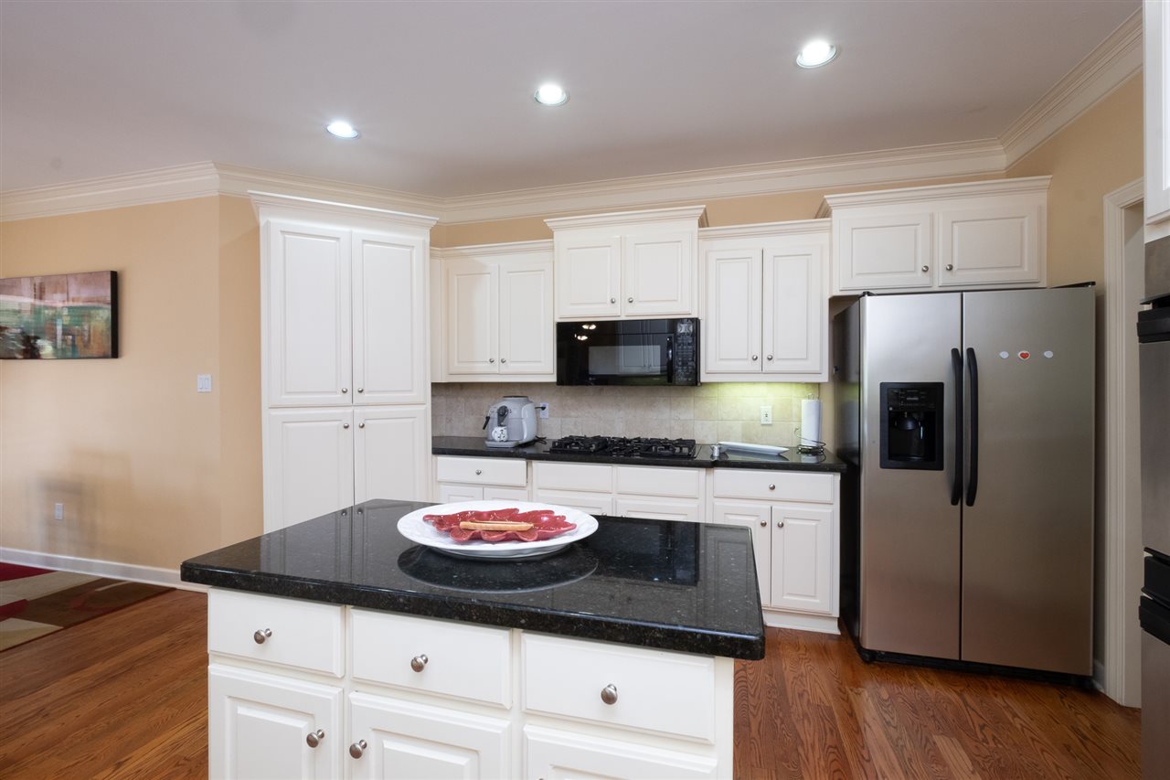 CHENAL VALLEY LAMARCHE PLACE NBH - Residential
