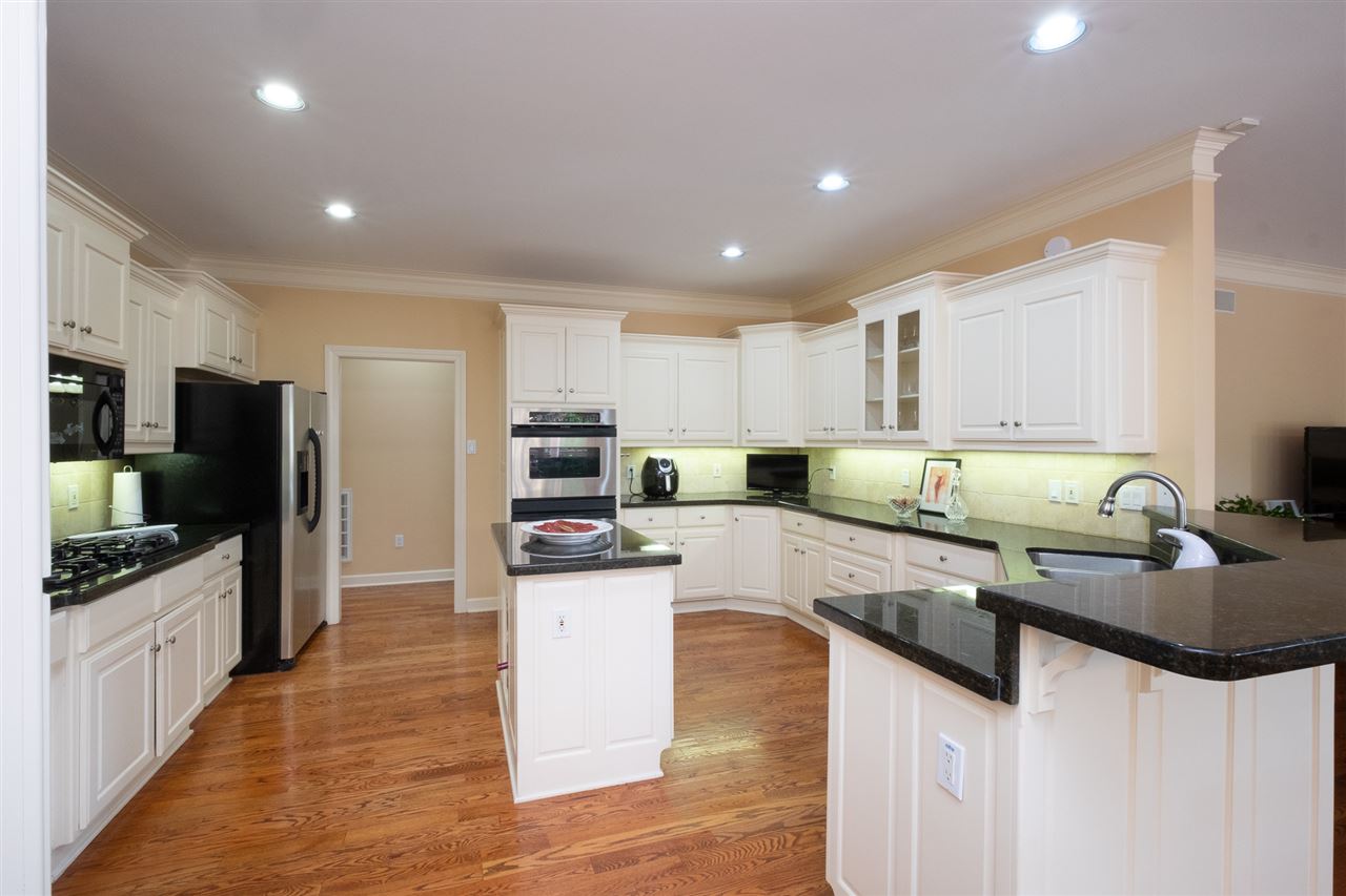 CHENAL VALLEY LAMARCHE PLACE NBH - Residential