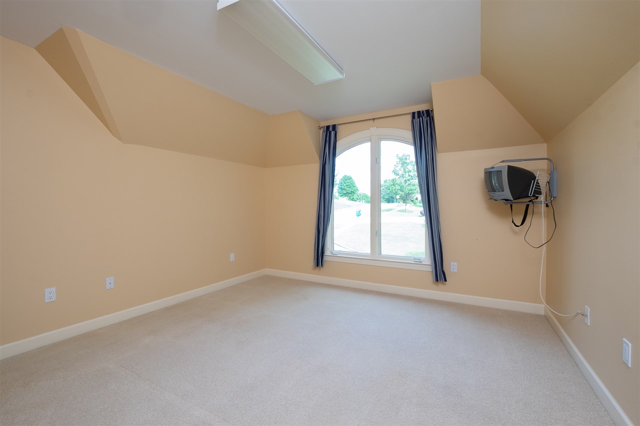 CHENAL VALLEY LAMARCHE PLACE NBH - Residential