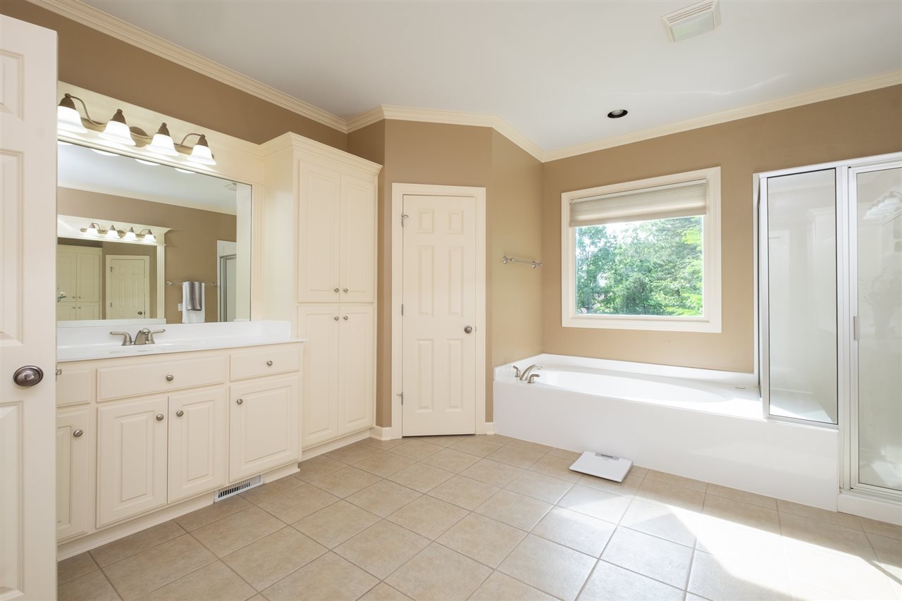 CHENAL VALLEY LAMARCHE PLACE NBH - Residential