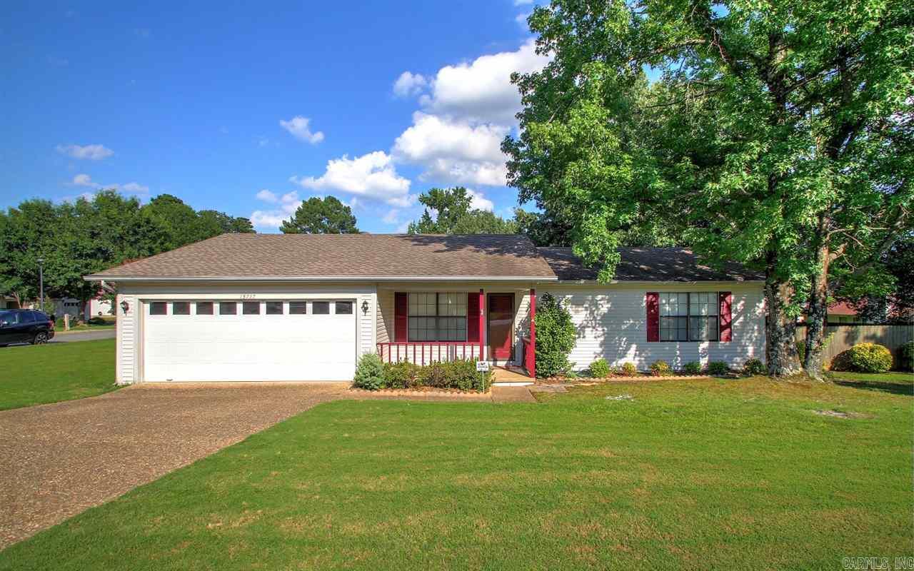 Come see this beautifully remodeled home in a great established neighborhood. Updated cabinets, flooring, trim, paint. Basically a new house at a great price. This house wont last on this market long!