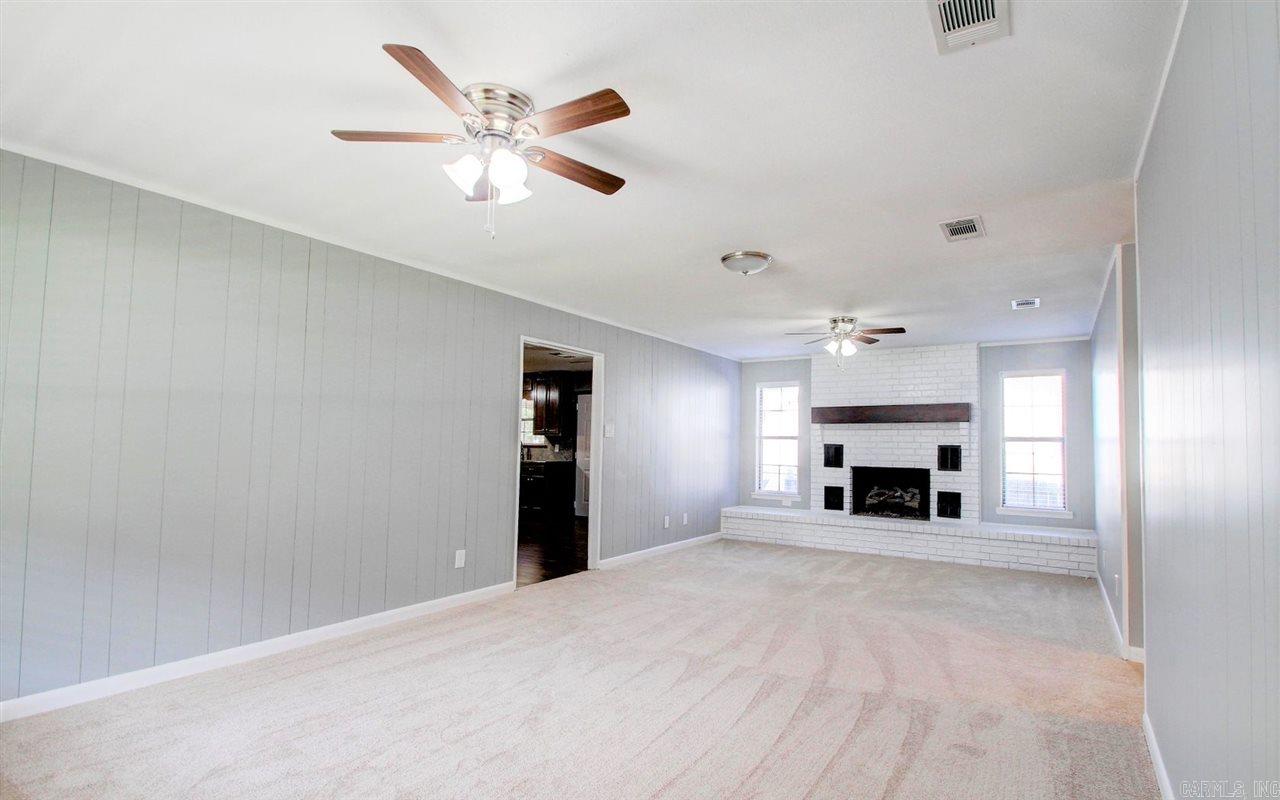 OTTER CREEK COMMUNITY - Residential