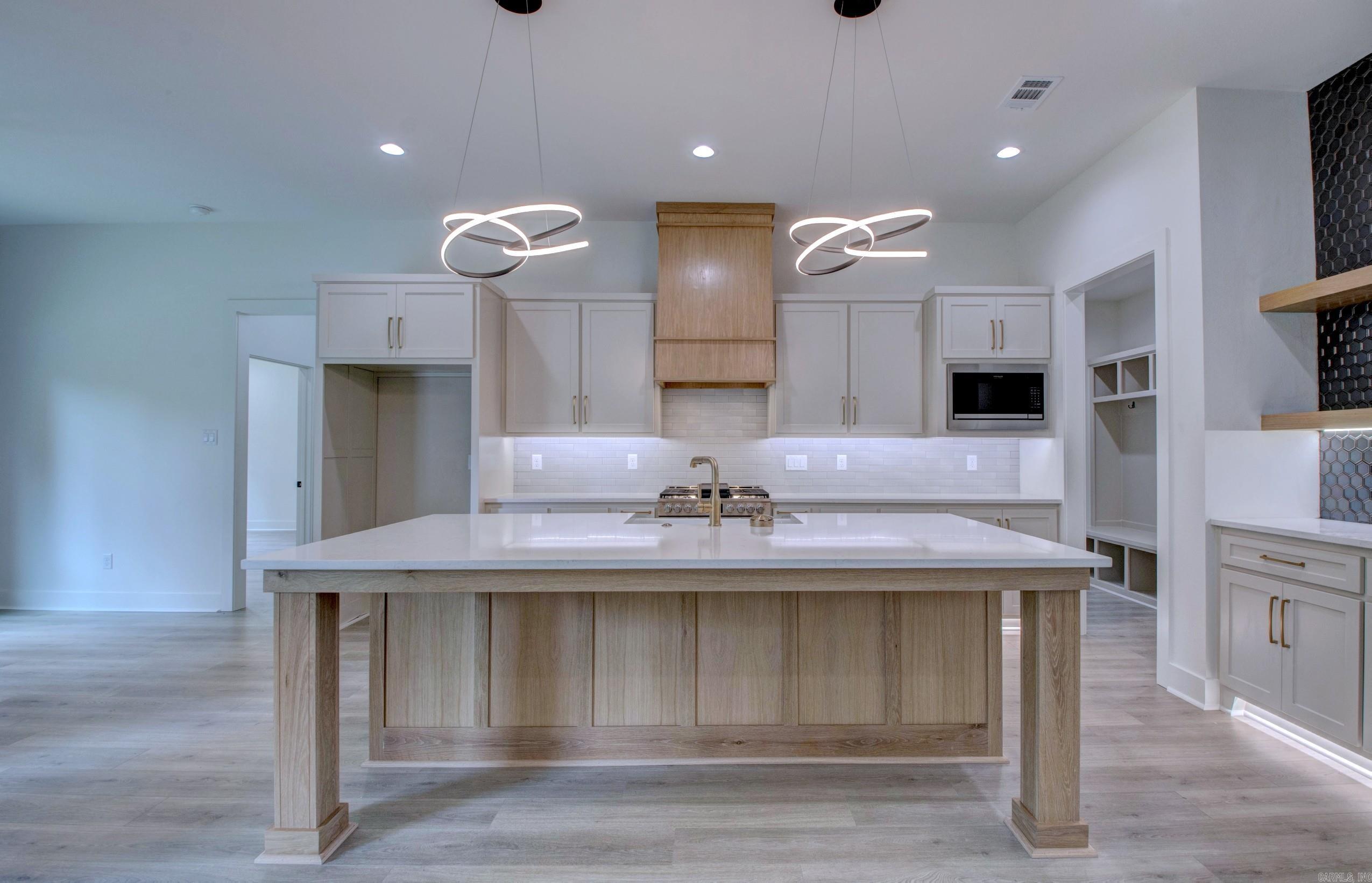 WINDRIDGE ESTATES PHASE 1 - Residential