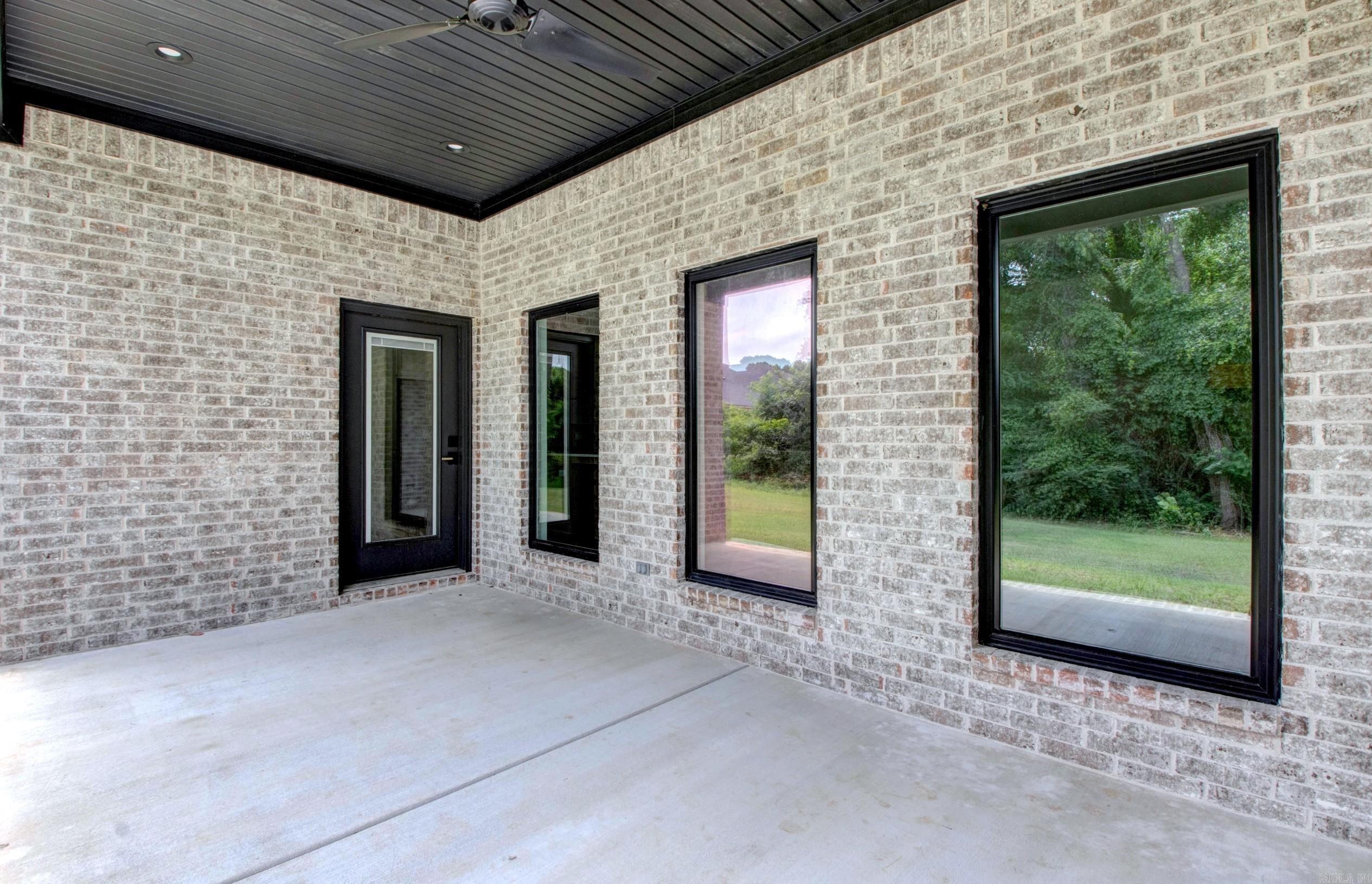 WINDRIDGE ESTATES PHASE 1 - Residential