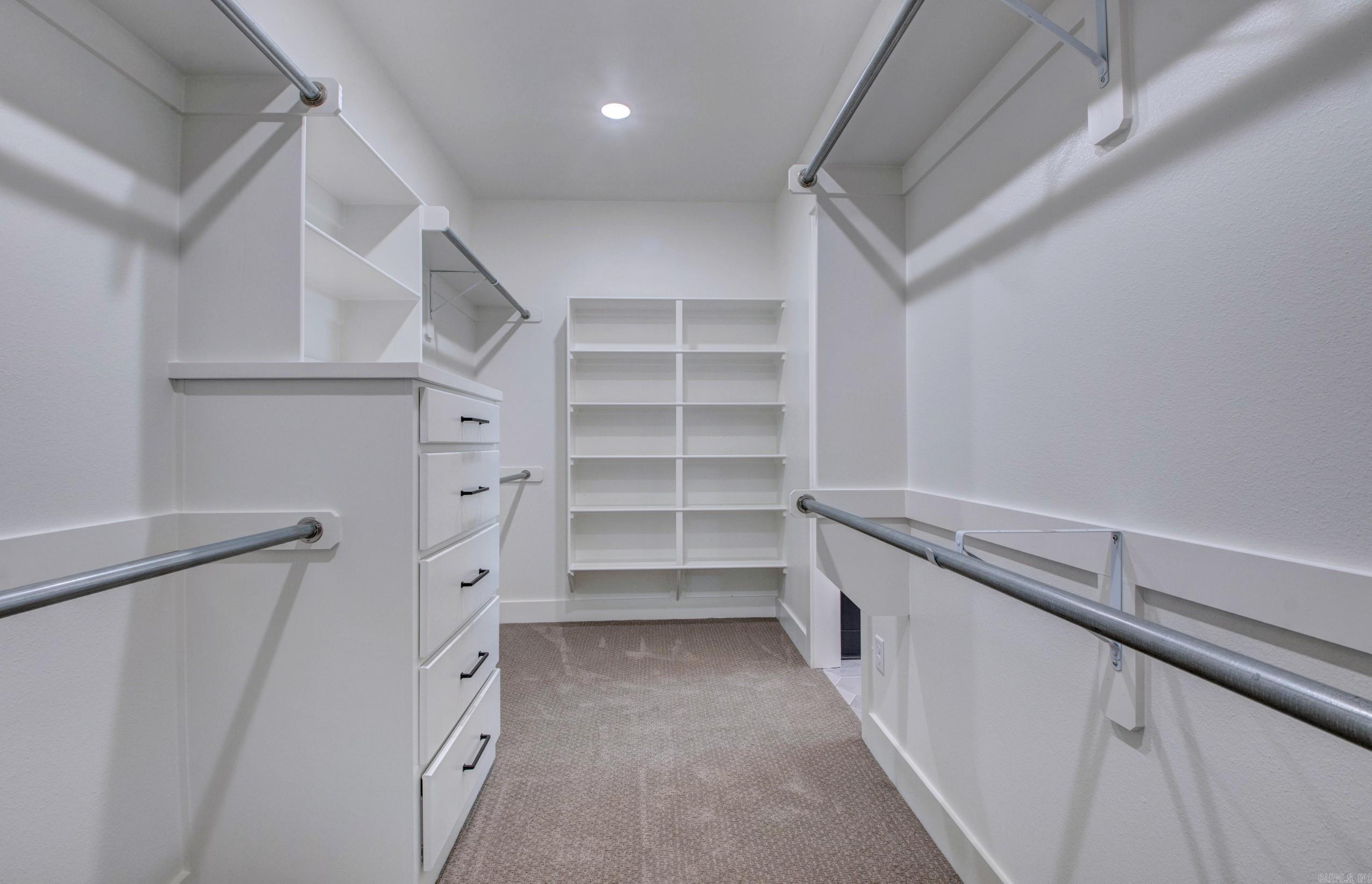 WINDRIDGE ESTATES PHASE 1 - Residential