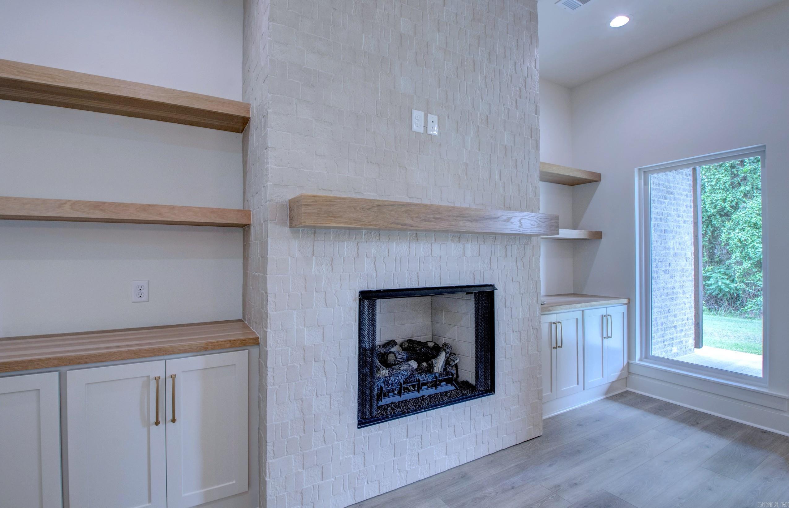 WINDRIDGE ESTATES PHASE 1 - Residential
