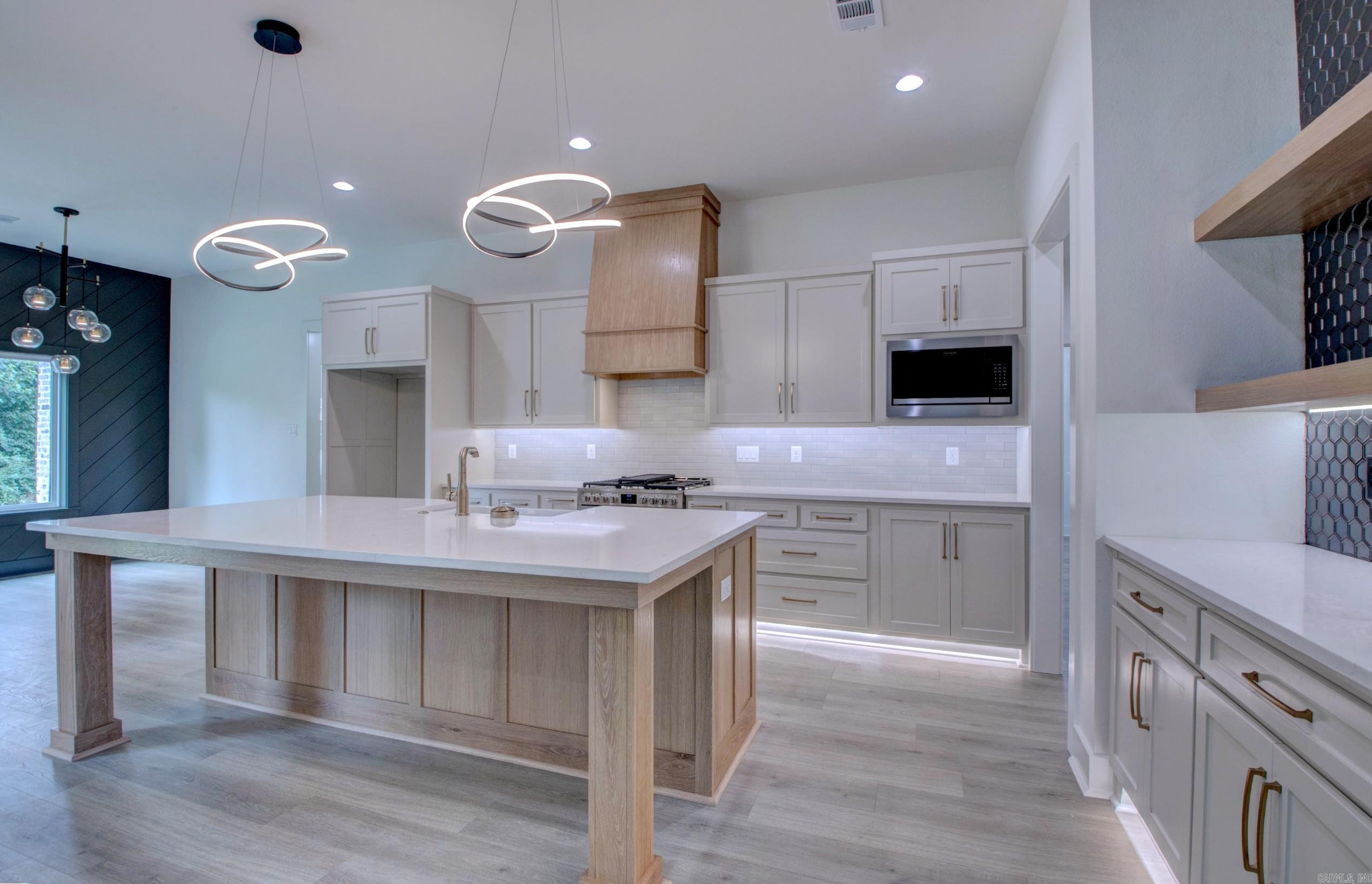 WINDRIDGE ESTATES PHASE 1 - Residential
