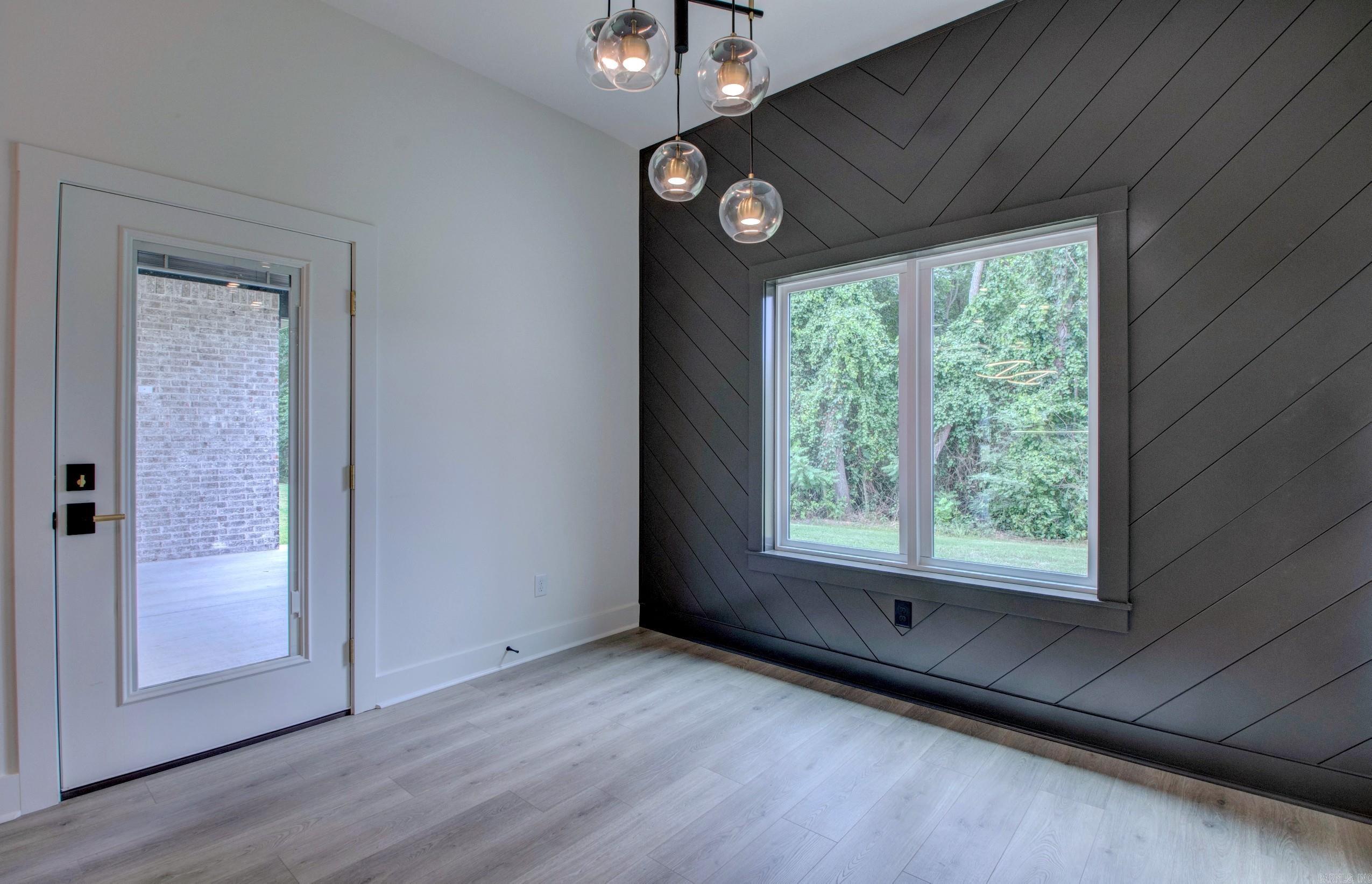 WINDRIDGE ESTATES PHASE 1 - Residential