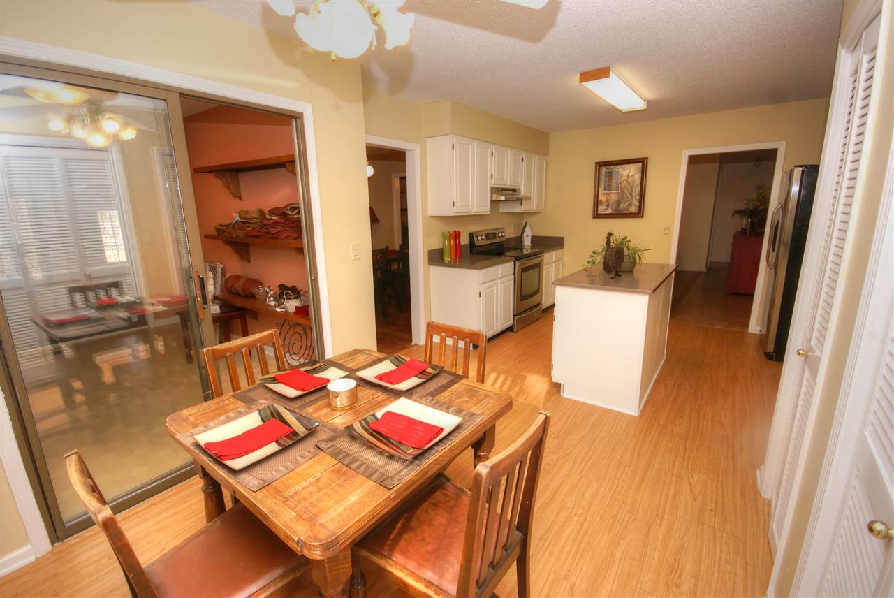 INDIAN HILLS - Residential