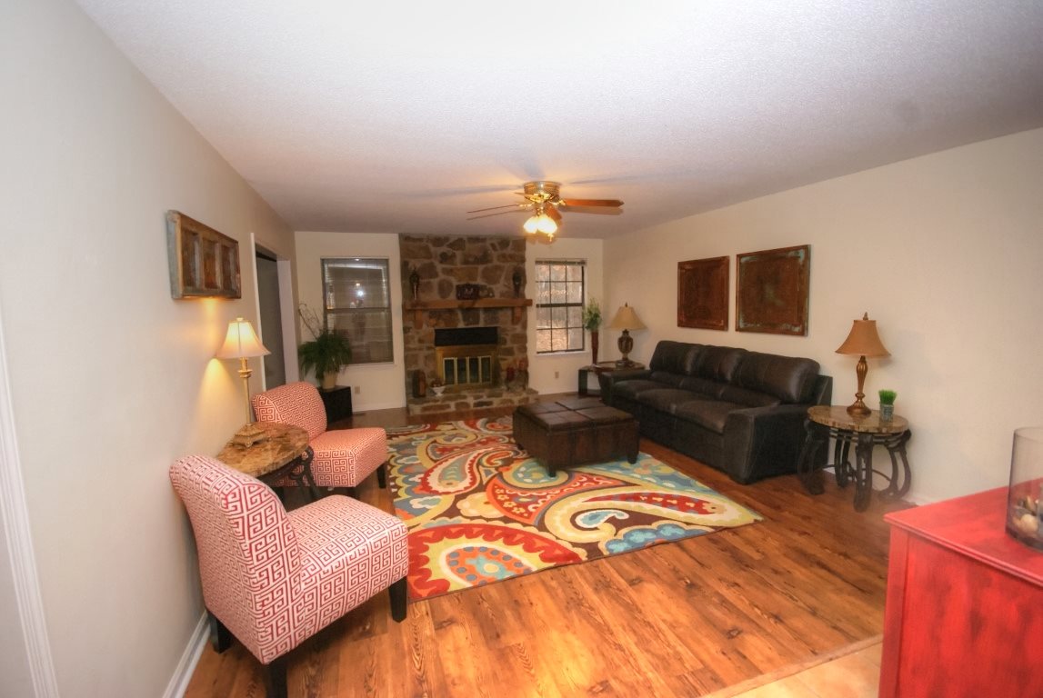 INDIAN HILLS - Residential